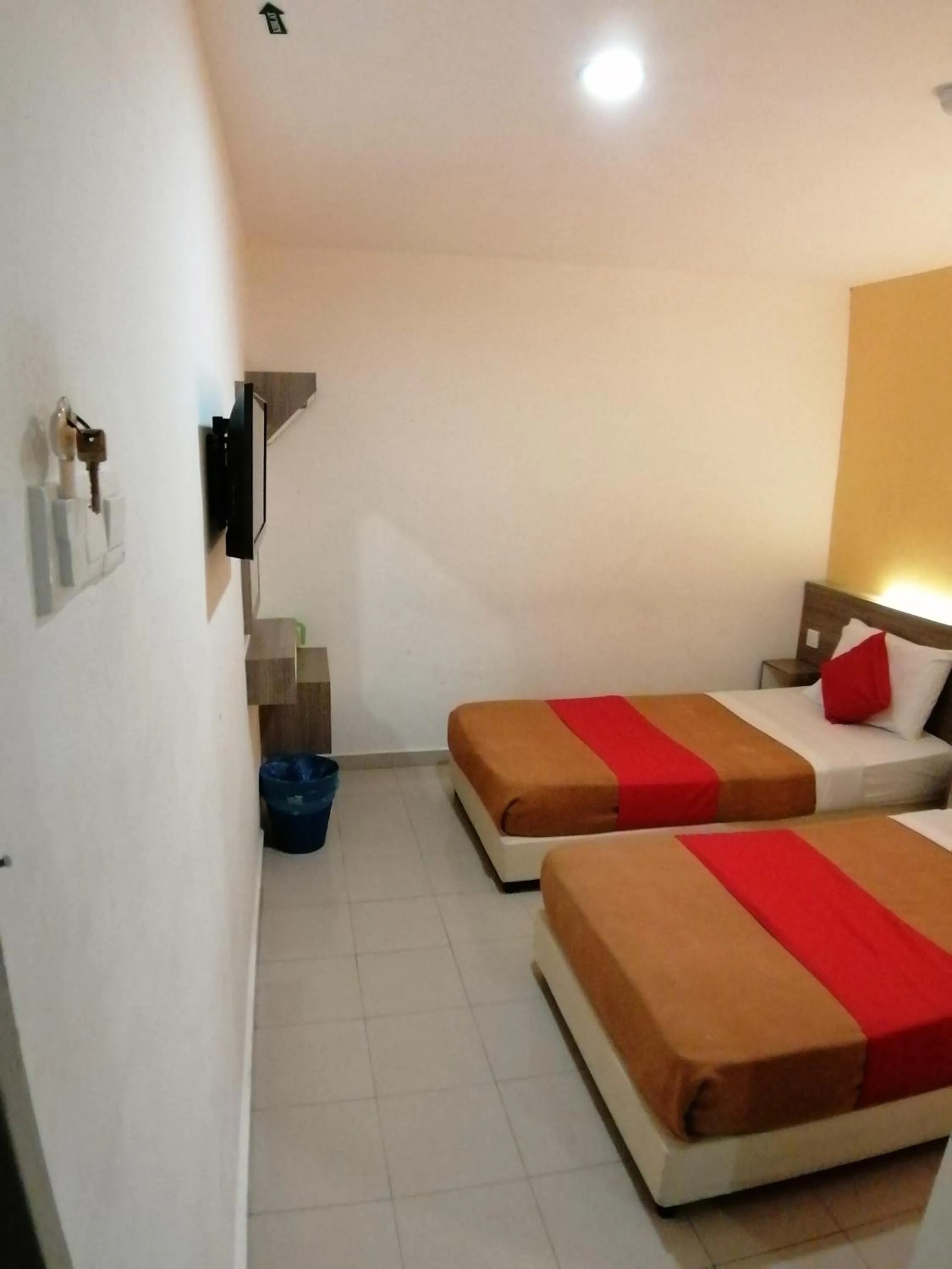 Standard Twin Room in Yellow Mansion Hotel Melaka Raya