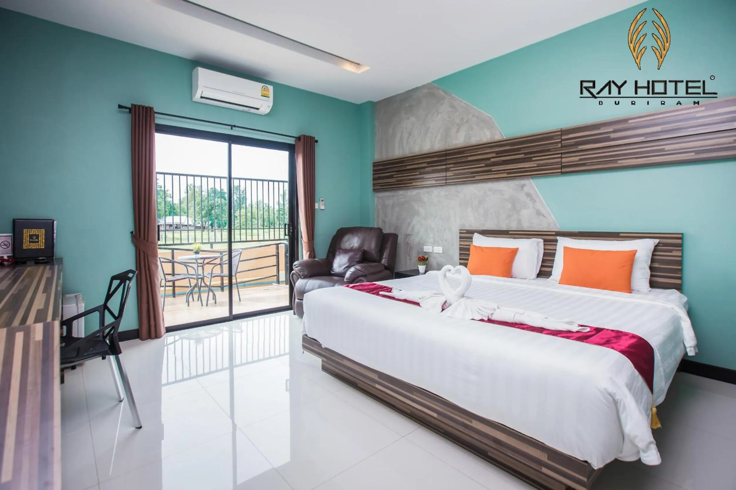 Executive Double Room in Ray Hotel Buriram