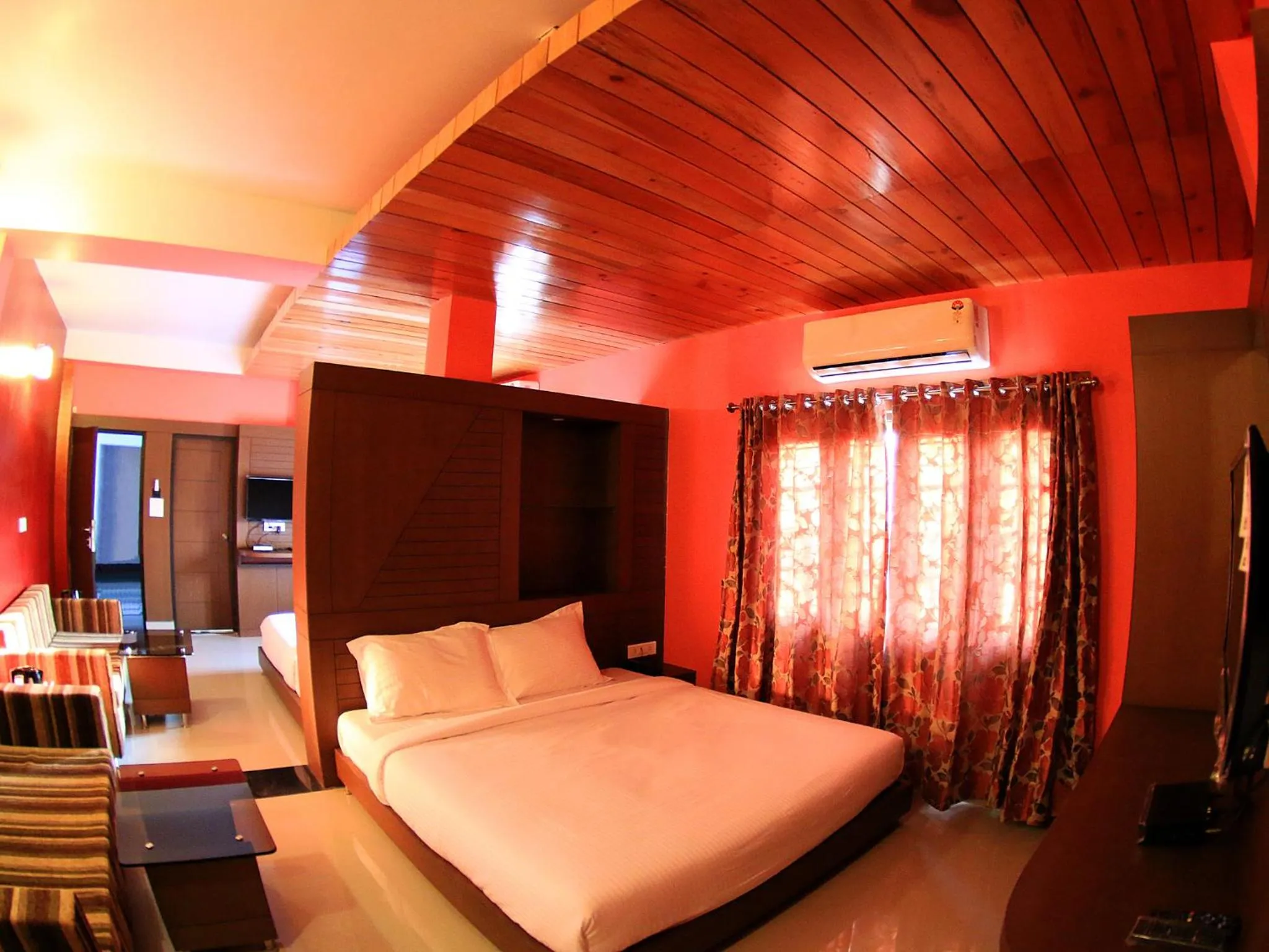 King Room with Two King Beds in The Reserve Gorumara