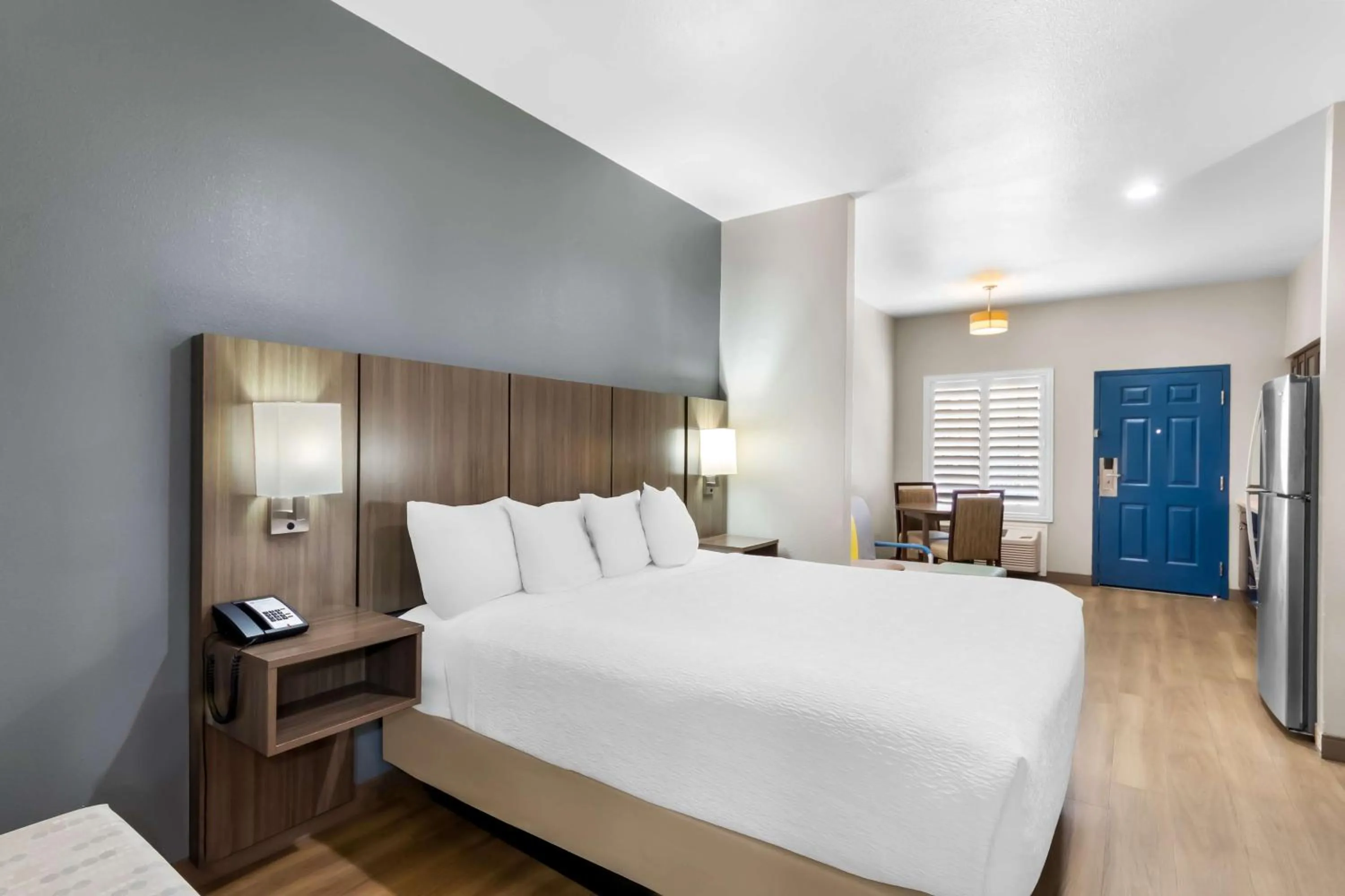 King Suite with Sofa Bed - Non Smoking in Best Western Port Aransas