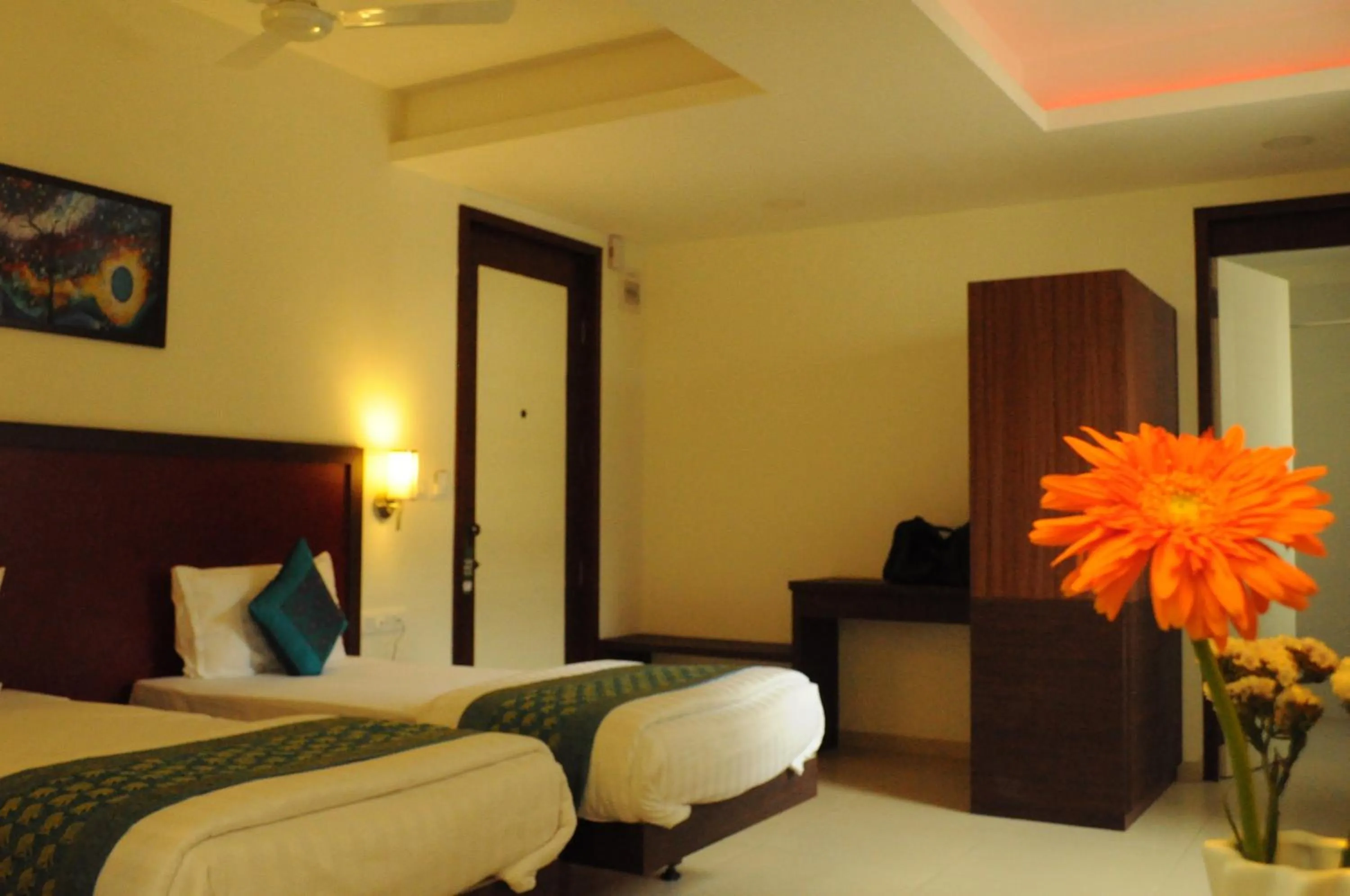 Luxury Double Room in Ixora Suites