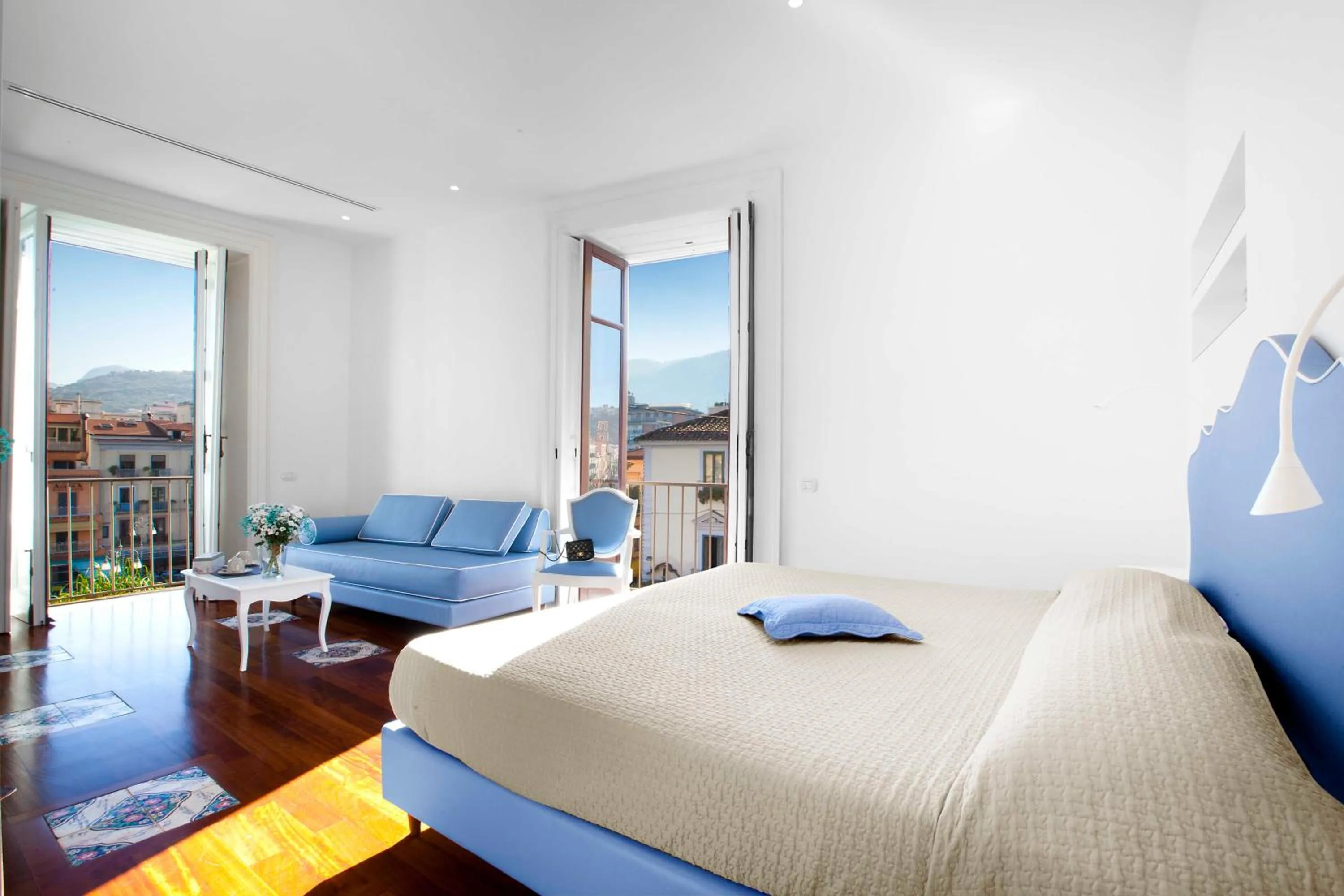 La Casa dell'Orologio - MAIN SQUARE