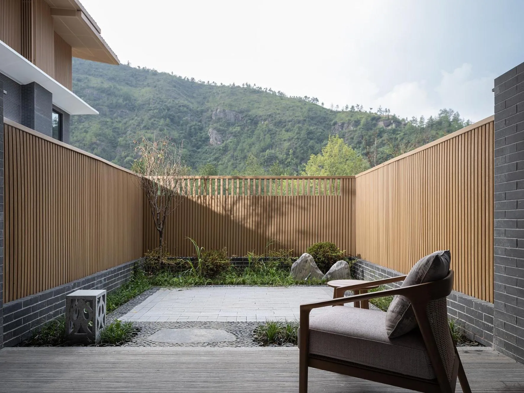 Deluxe Courtyard King Room in Garrya Xianju