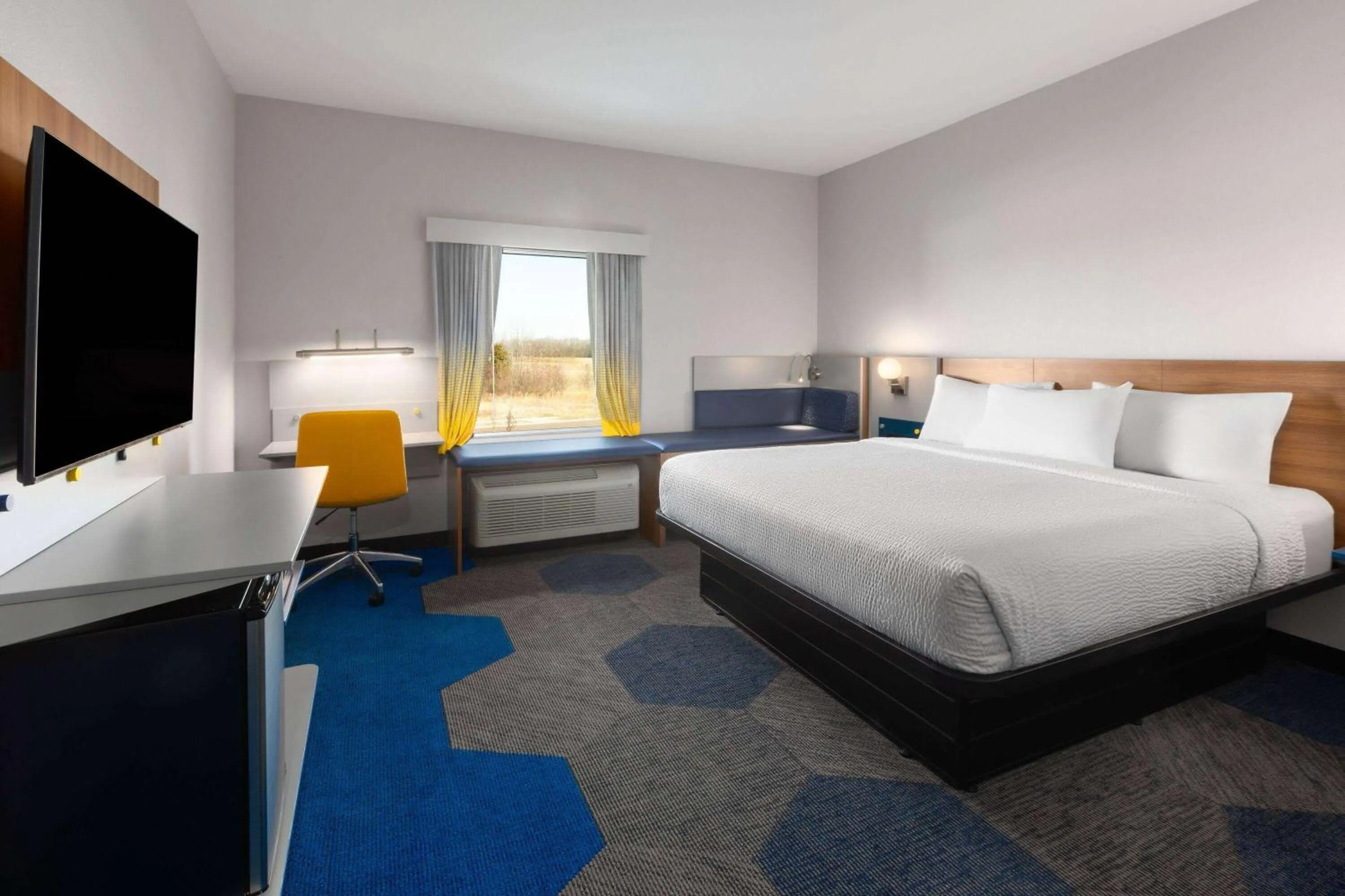 King Room - Non-Smoking in Microtel Inn & Suites by Wyndham Olive Branch