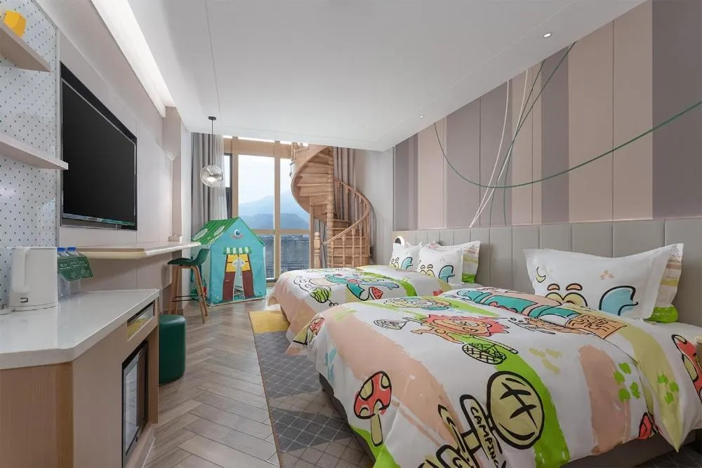 One-Bedroom Suite in Holiday Inn Dujiangyan Ancient Town by IHG