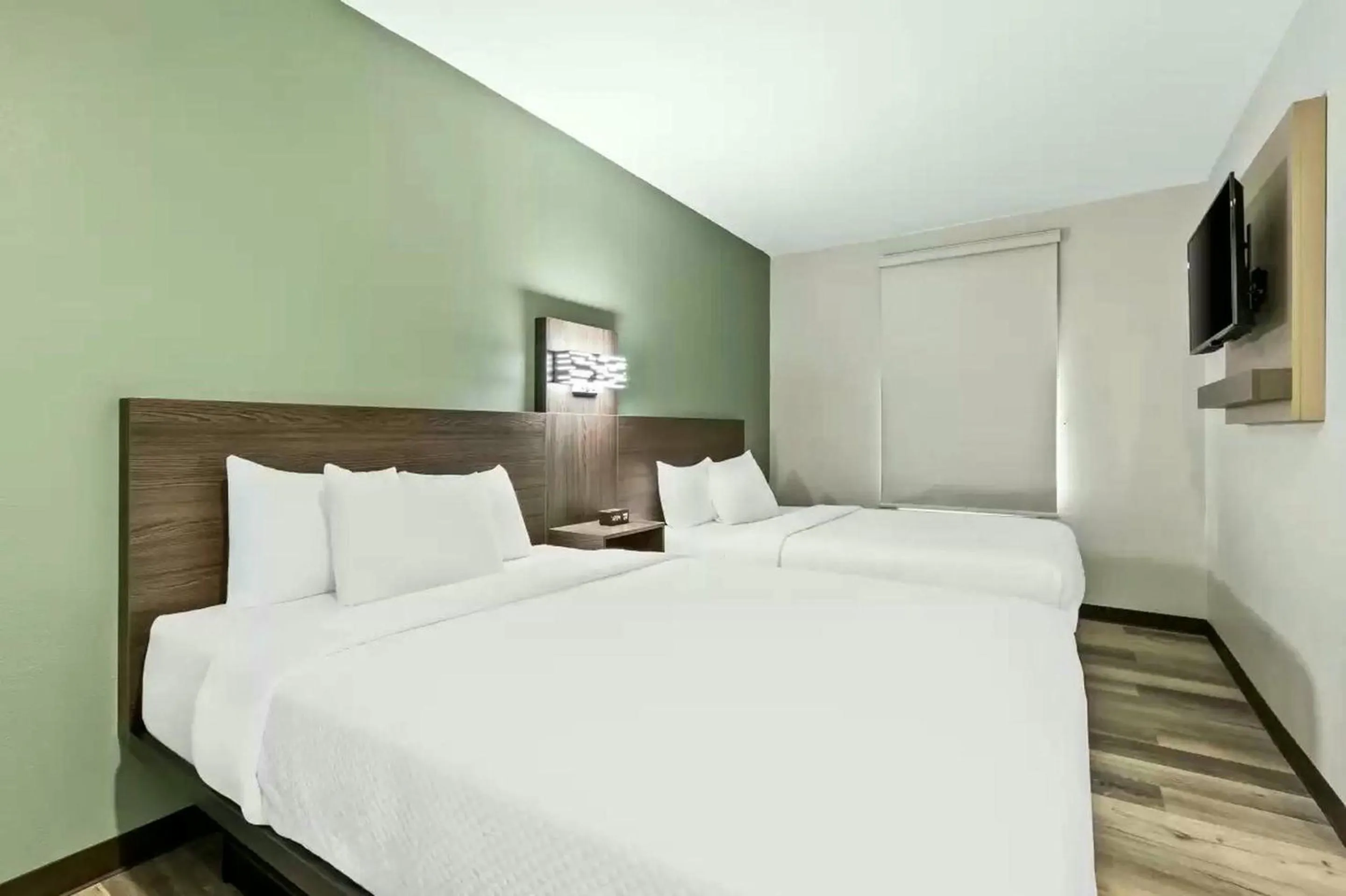 Queen Suite with Three Queen Beds - Non Smoking  in Quality Inn & Suites Columbia Harbison