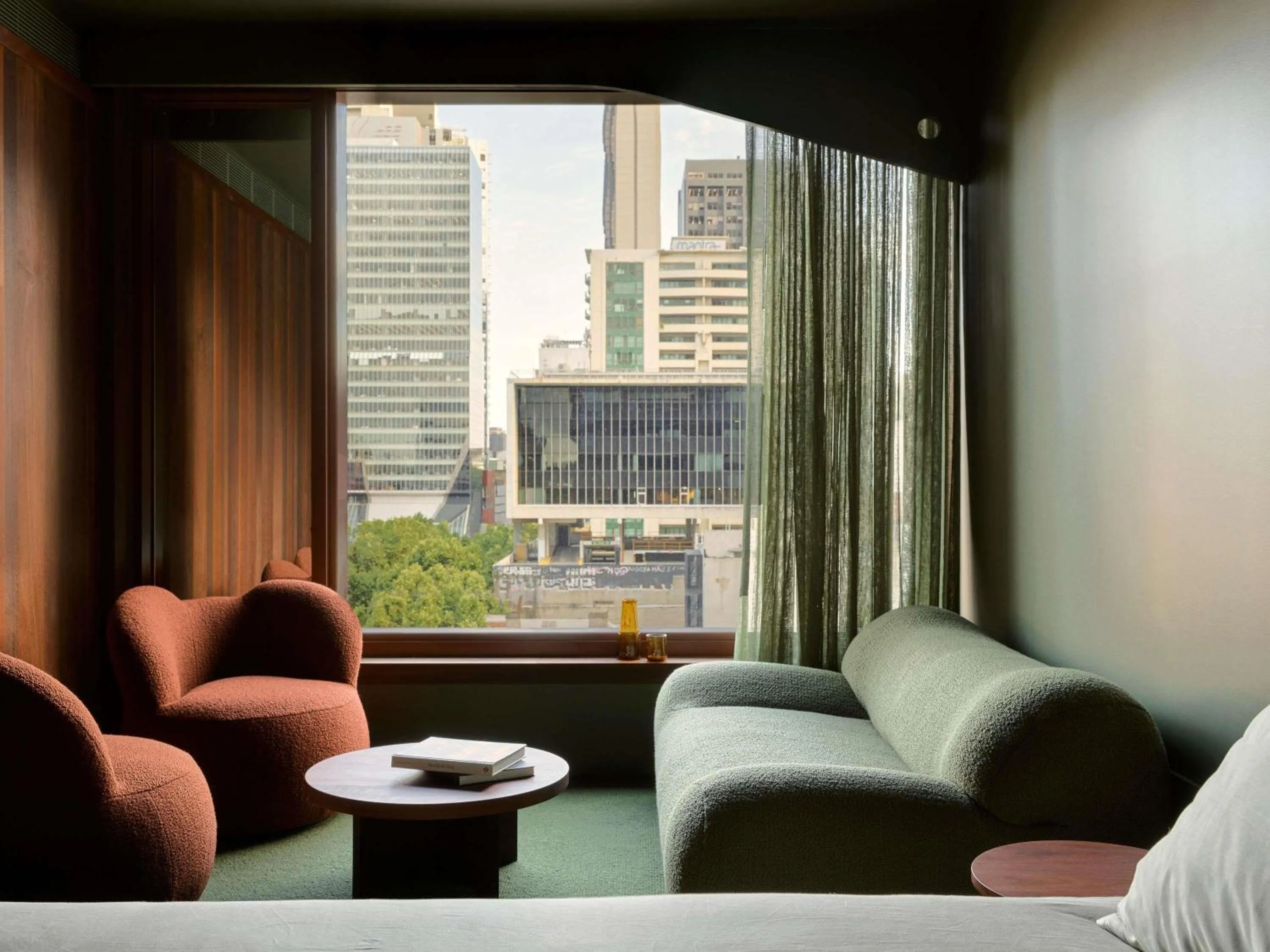 Urban Room in Hyde Melbourne Place