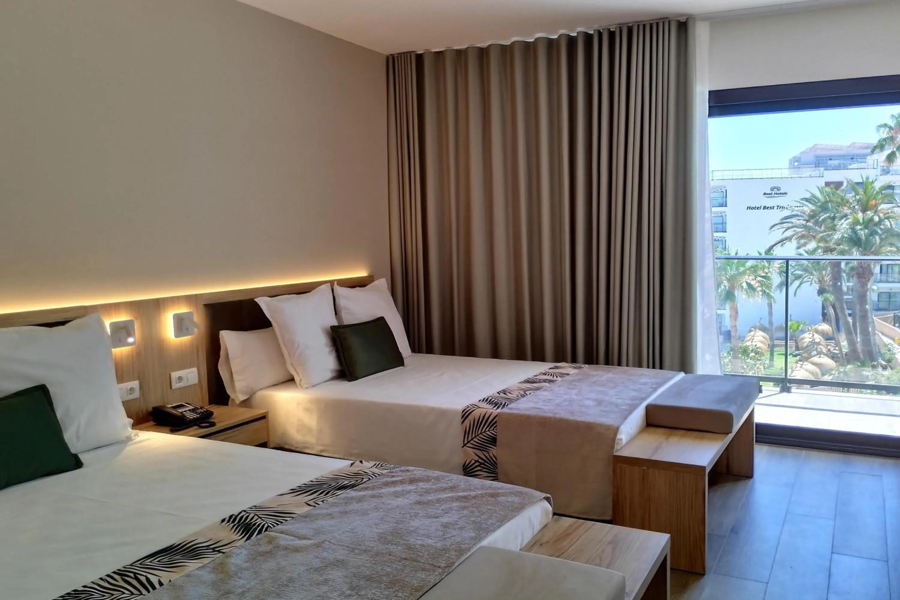 Superior Twin Room (2 Adults) in Hotel Best Triton