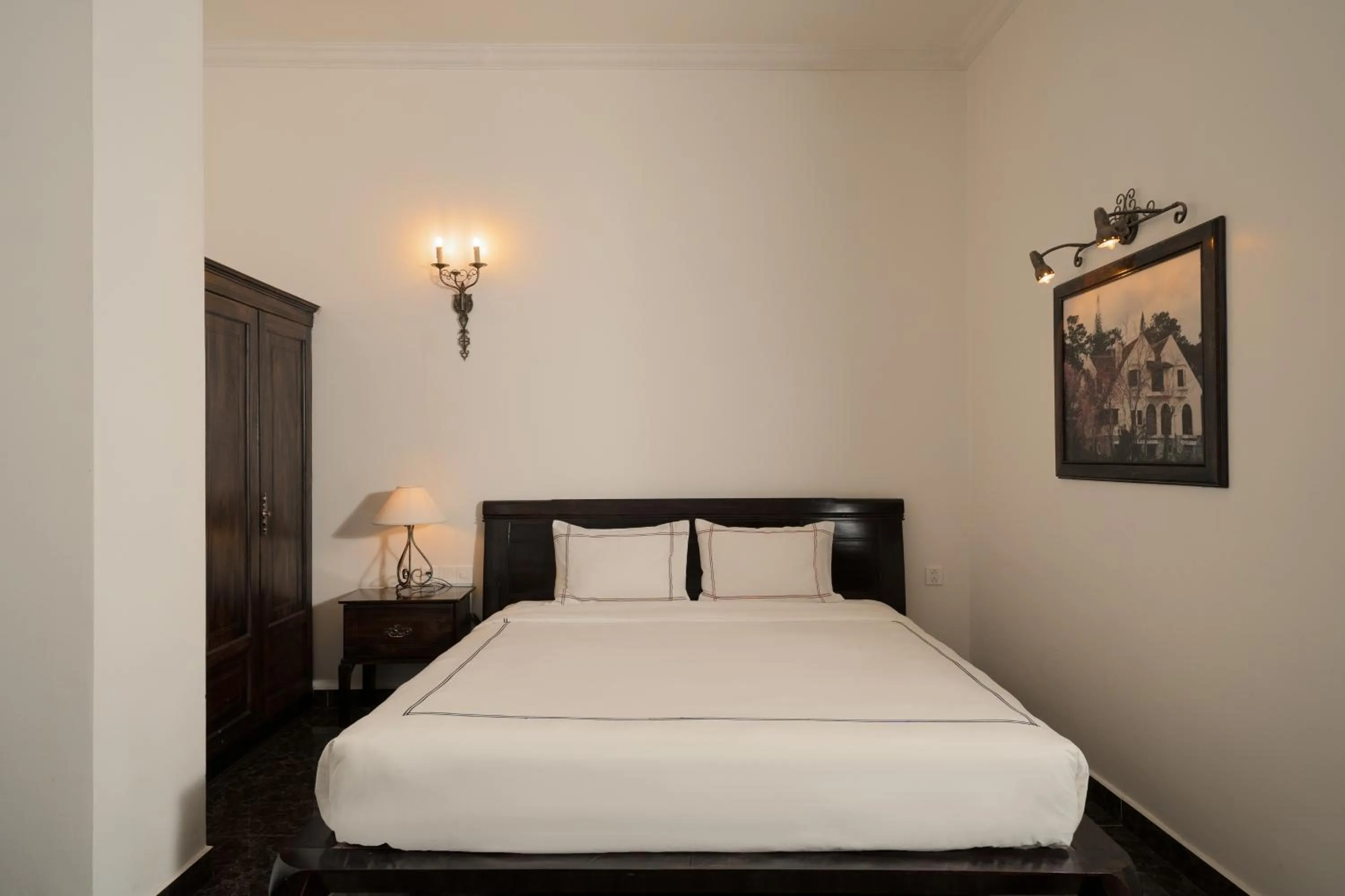 Standard Double Room in The Manor Villas Da Lat