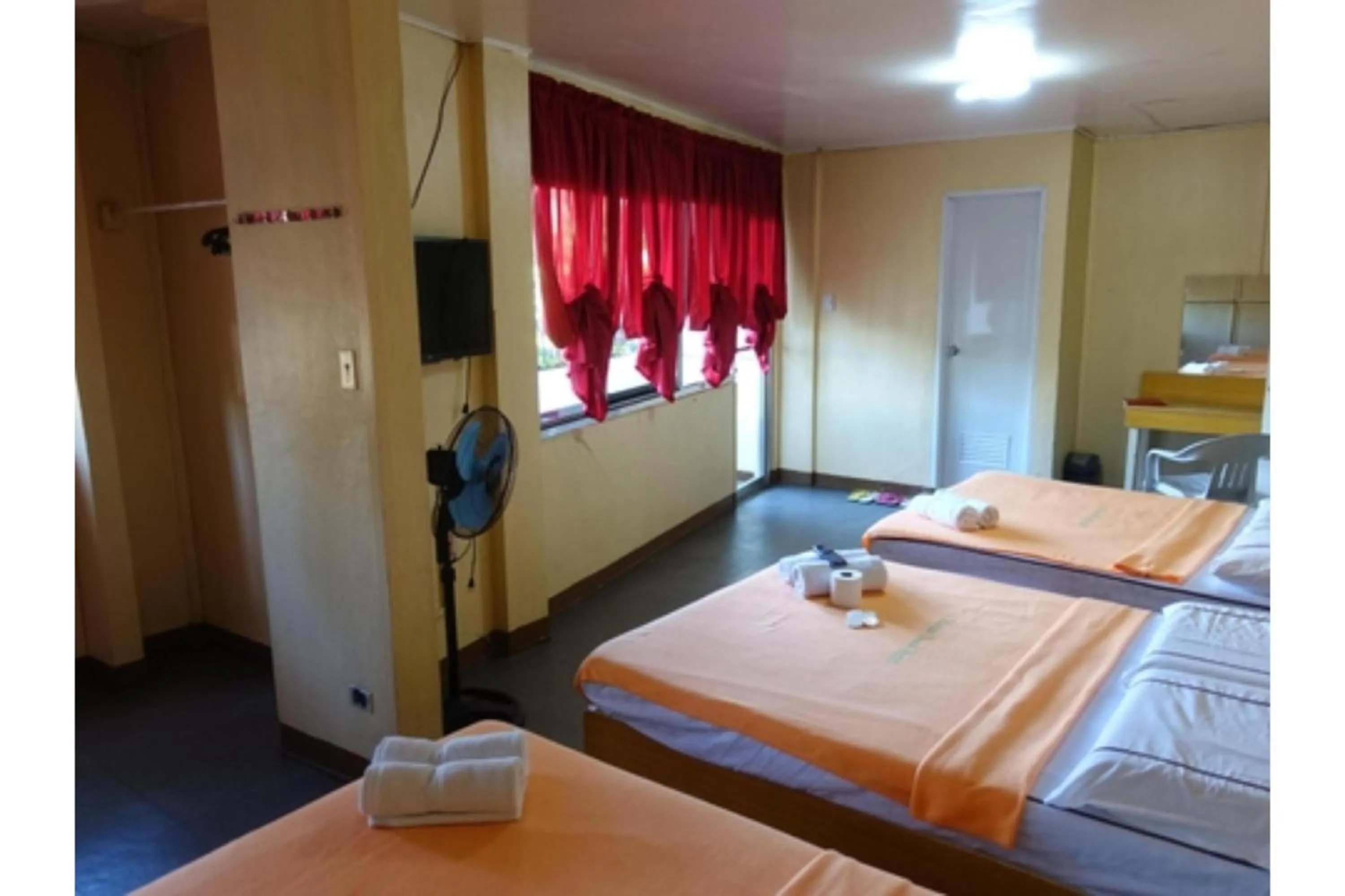 Standard Quadruple - single occupancy in Marian Kisad Hotel