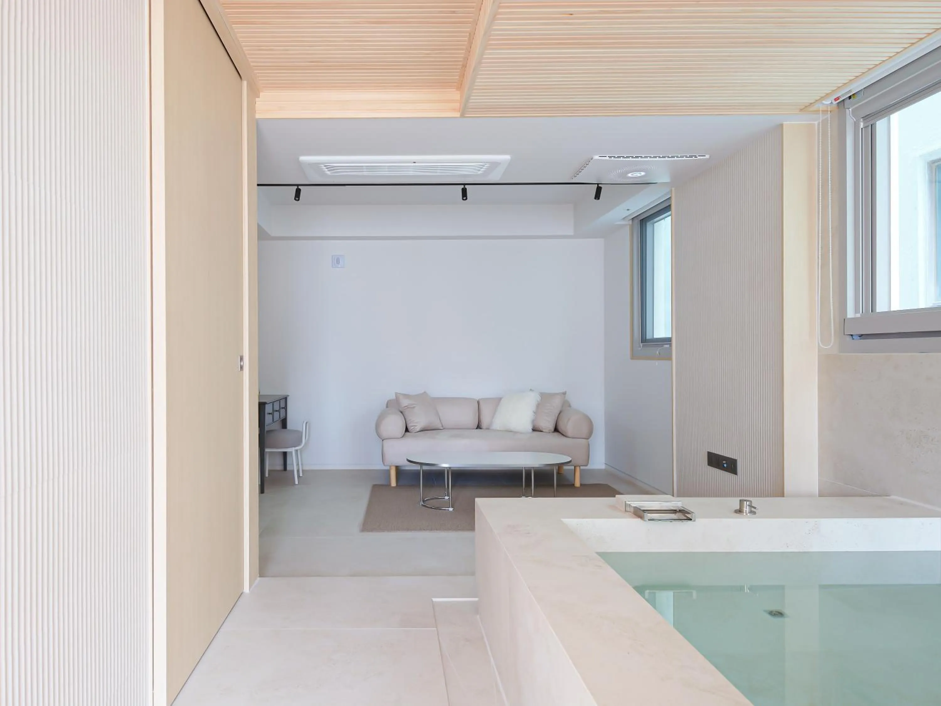 Deluxe Twin Room in B'amu Hotel