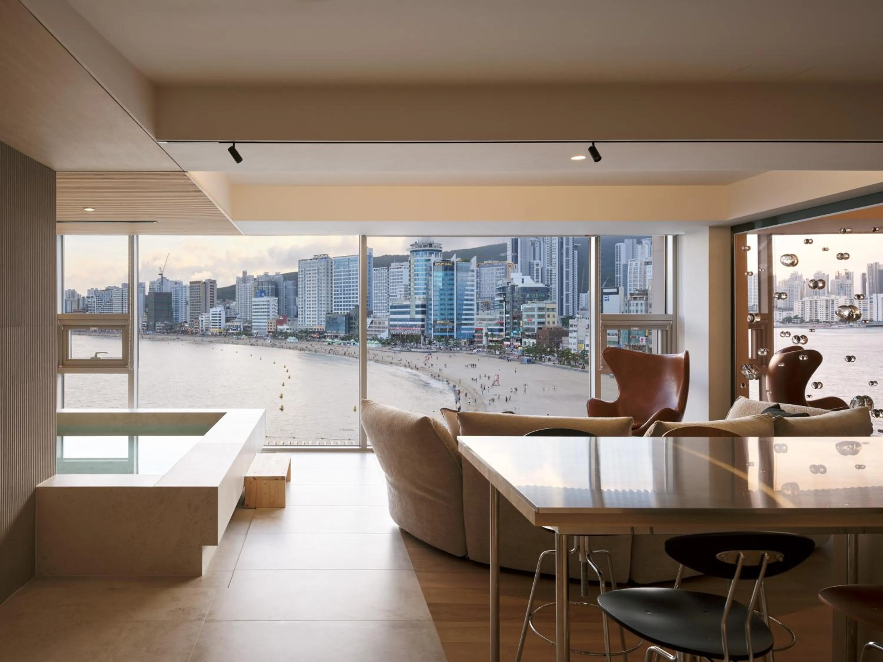 Suite with Terrace in B'amu Hotel