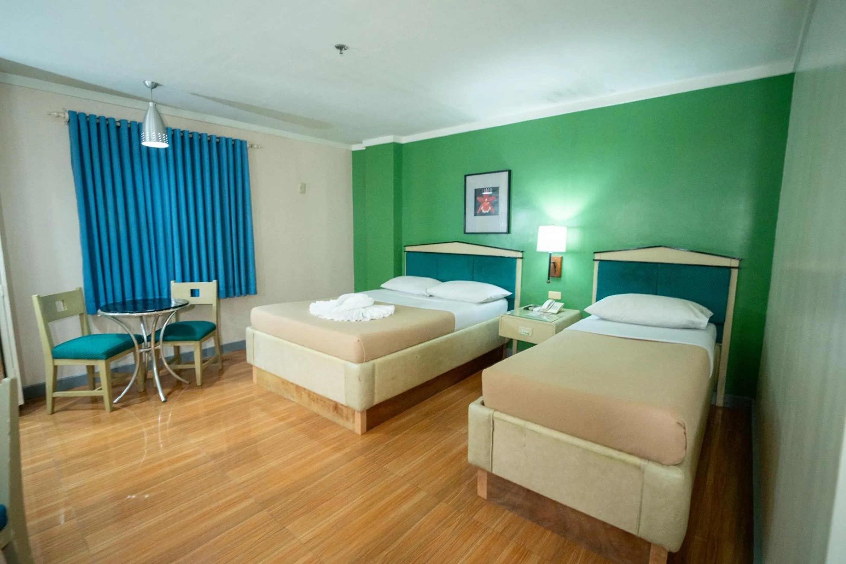 Family Room with Bathroom in New Dawn Pensionne House