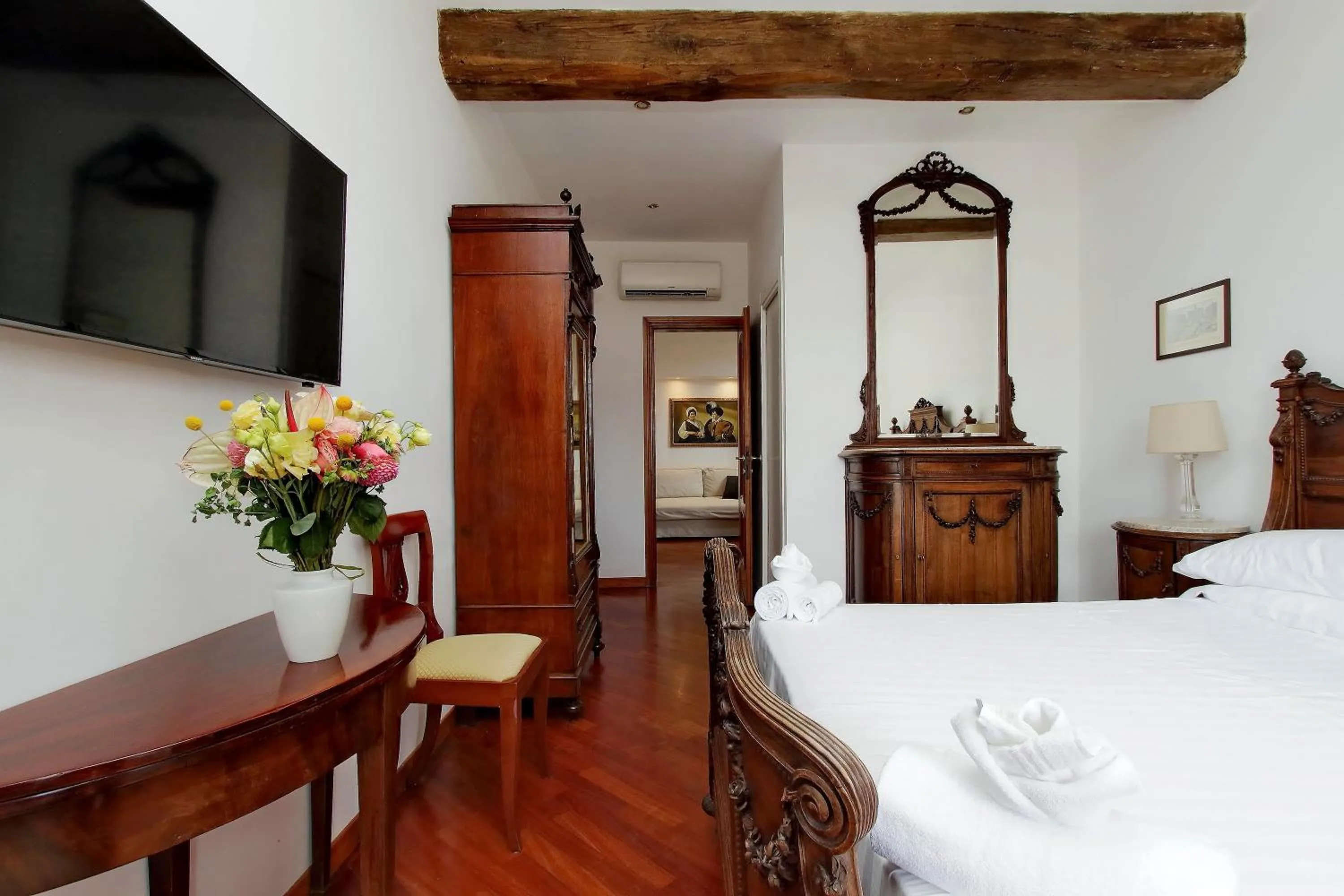 Suite with Balcony in Terrazze Navona