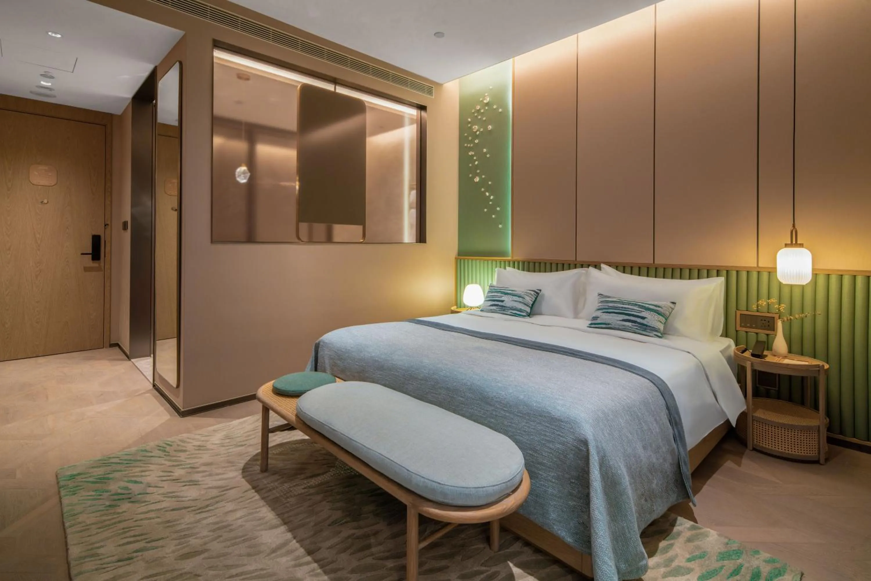 Superior Queen Room in Suzhou Xushuguan Blossm House