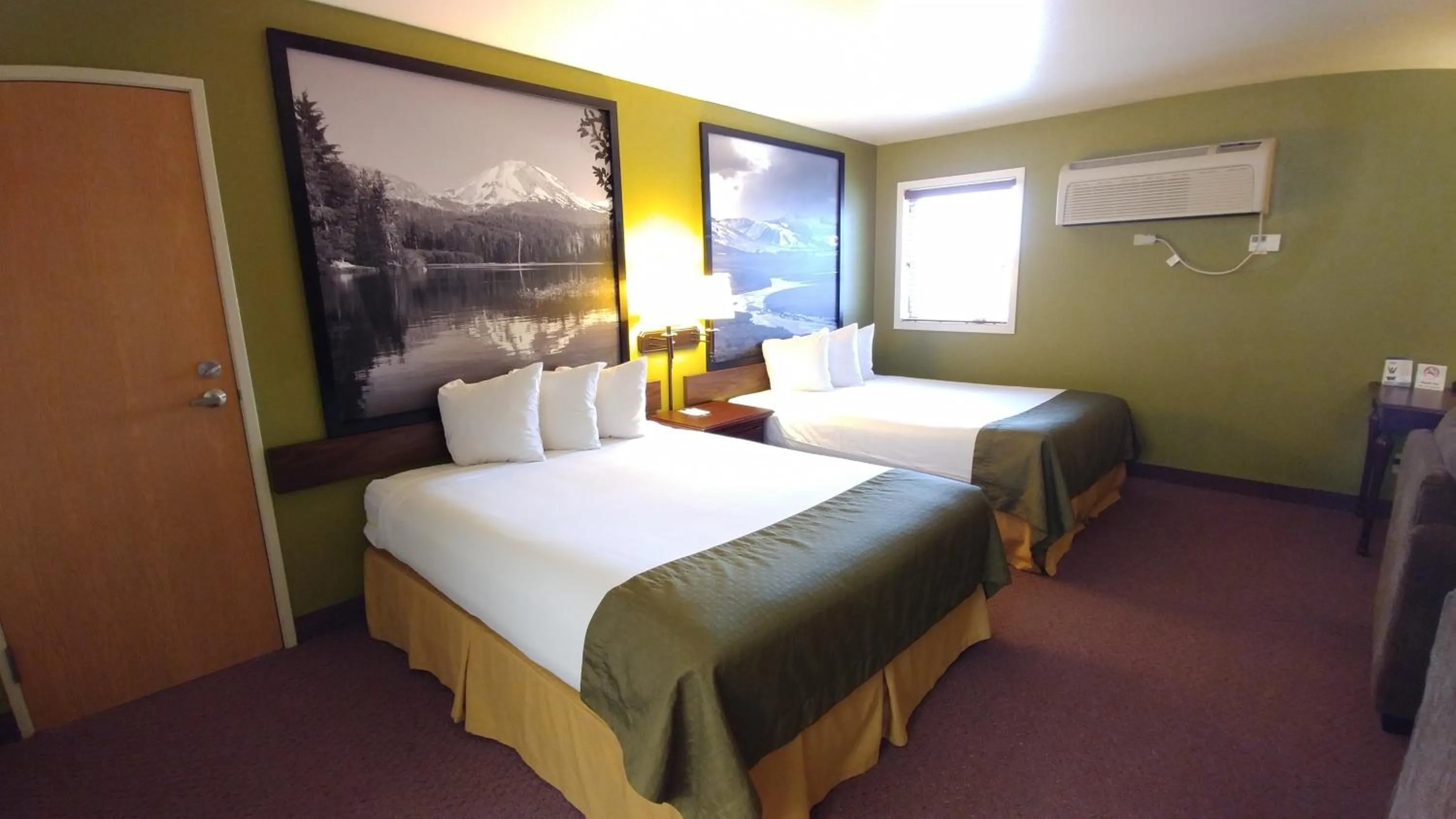 Studio Suite with 2 Queen Beds, Non-Smoking in Super 8 by Wyndham McCall