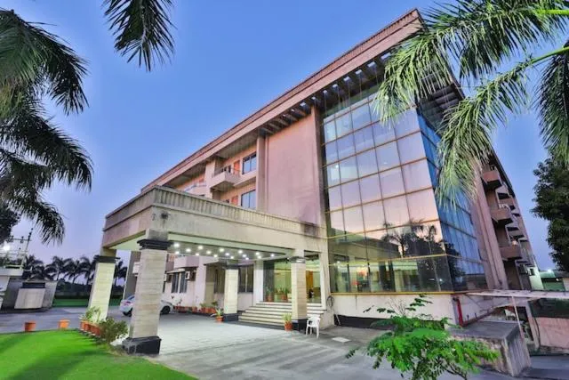 Biznotel by Pride Bharuch