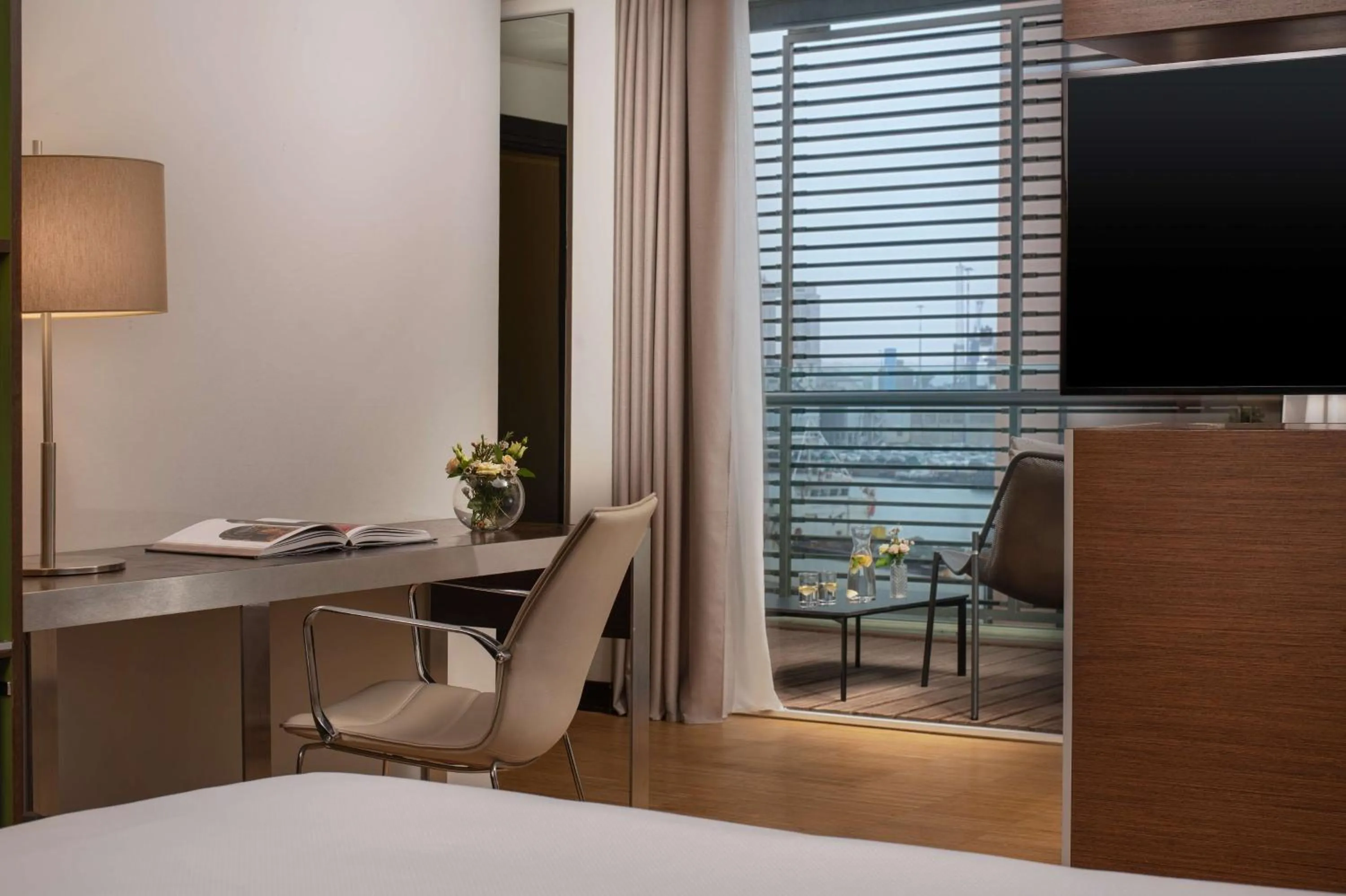 Junior Suite with Extra Bed in NH Savona Darsena