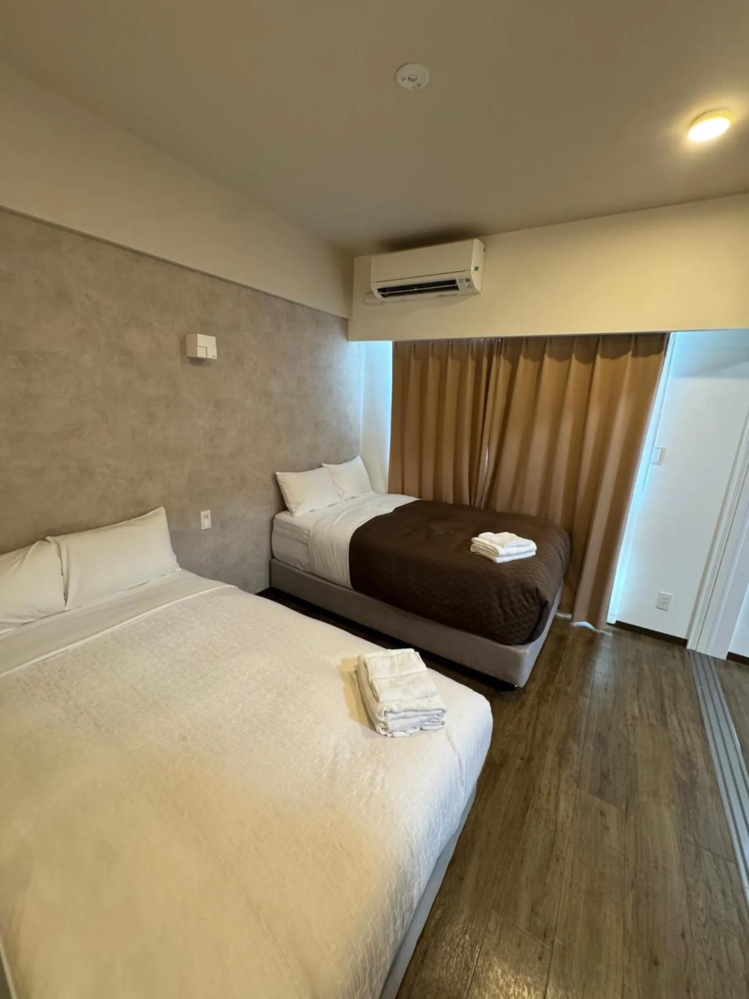 Twin Room in CONDOMINIUM HOTEL Riyuka in KADENA 1