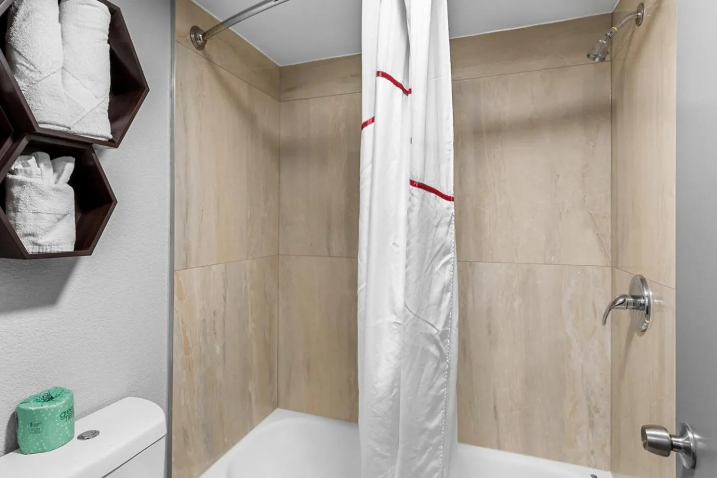 Studio Room with One Double Bed Non-Smoking in HomeTowne Studios by Red Roof Richmond - Airport Sandston