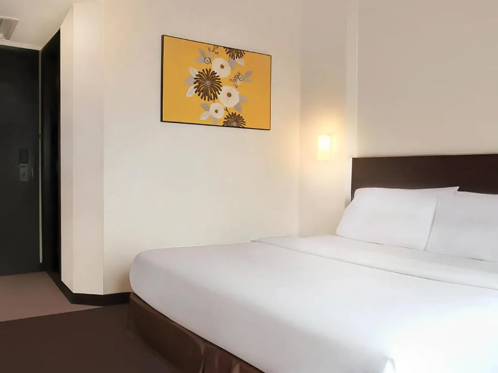 Standard King Room in Hotel Summer View