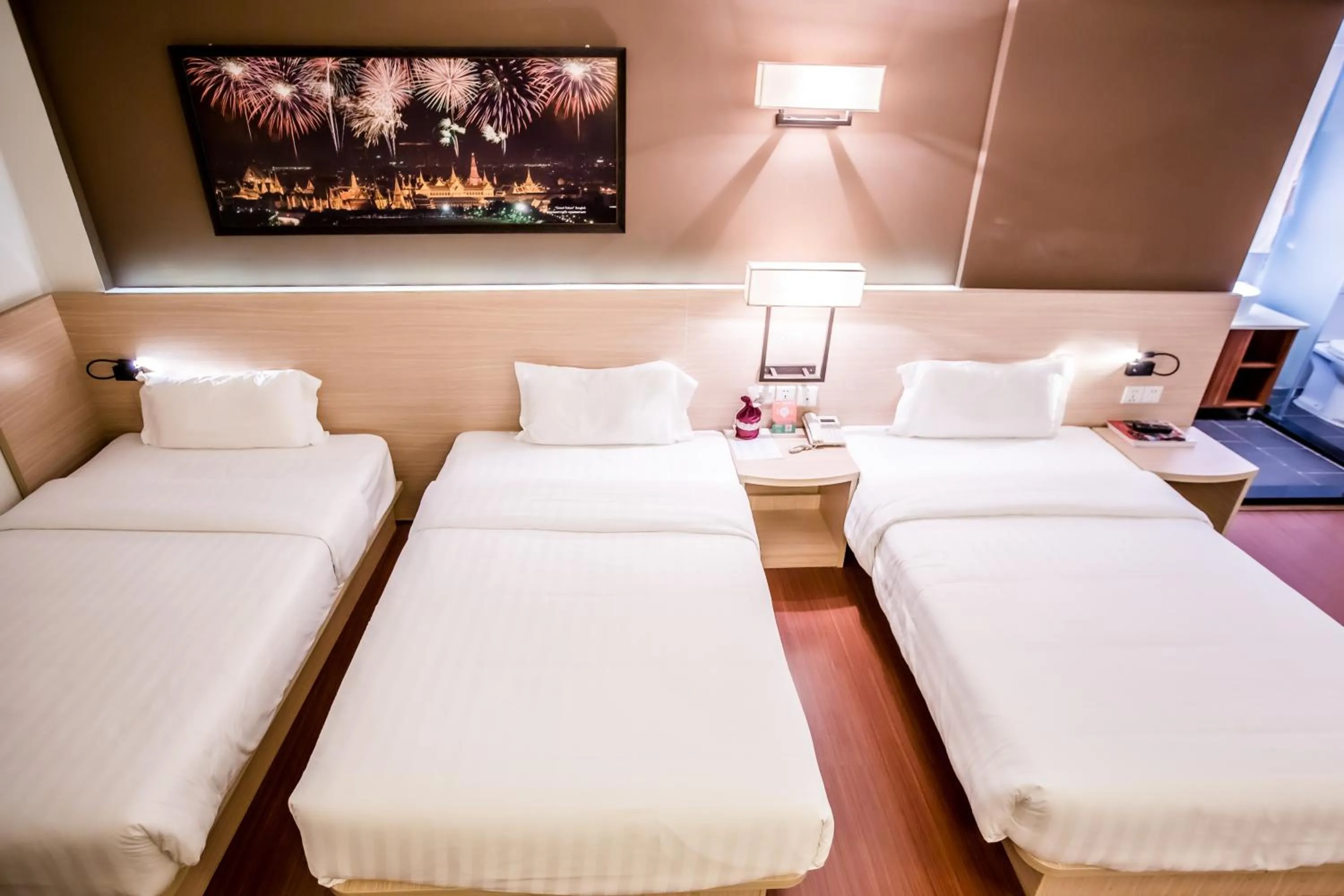 Standard Family Room in Chiang Roi 7 Days Inn