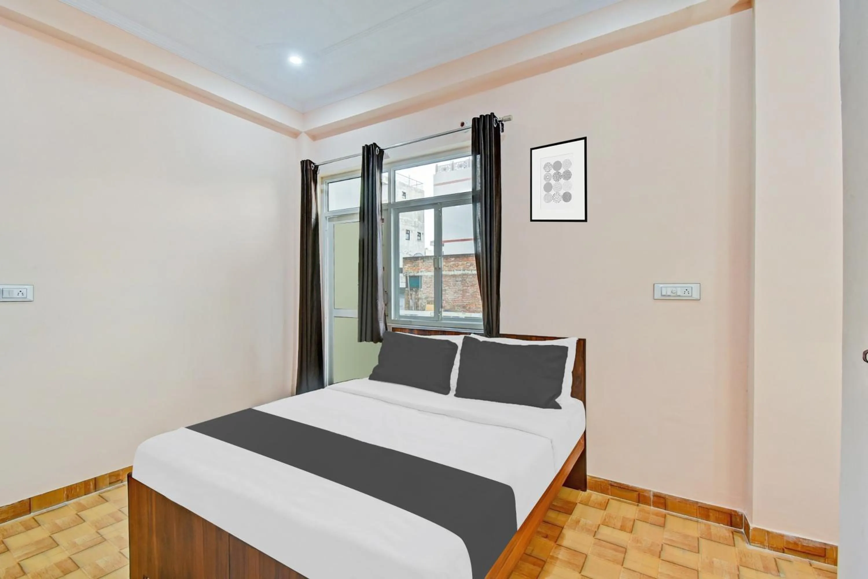 Hotel O HRD Guest House & Homestay