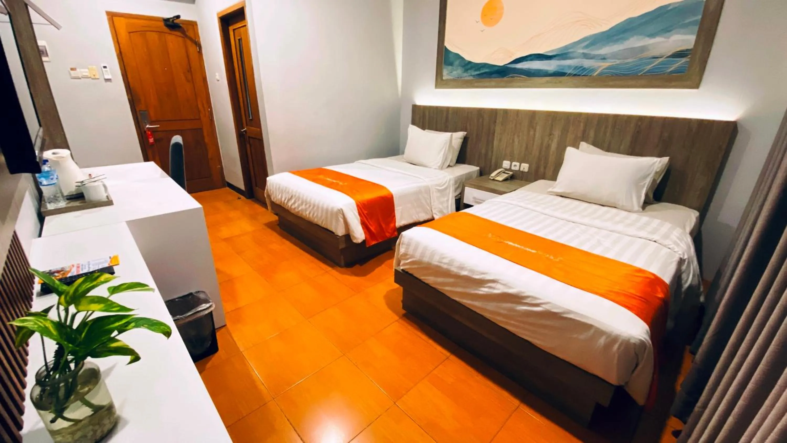 Deluxe Twin Room in Front One HK Resort Simpang Lima