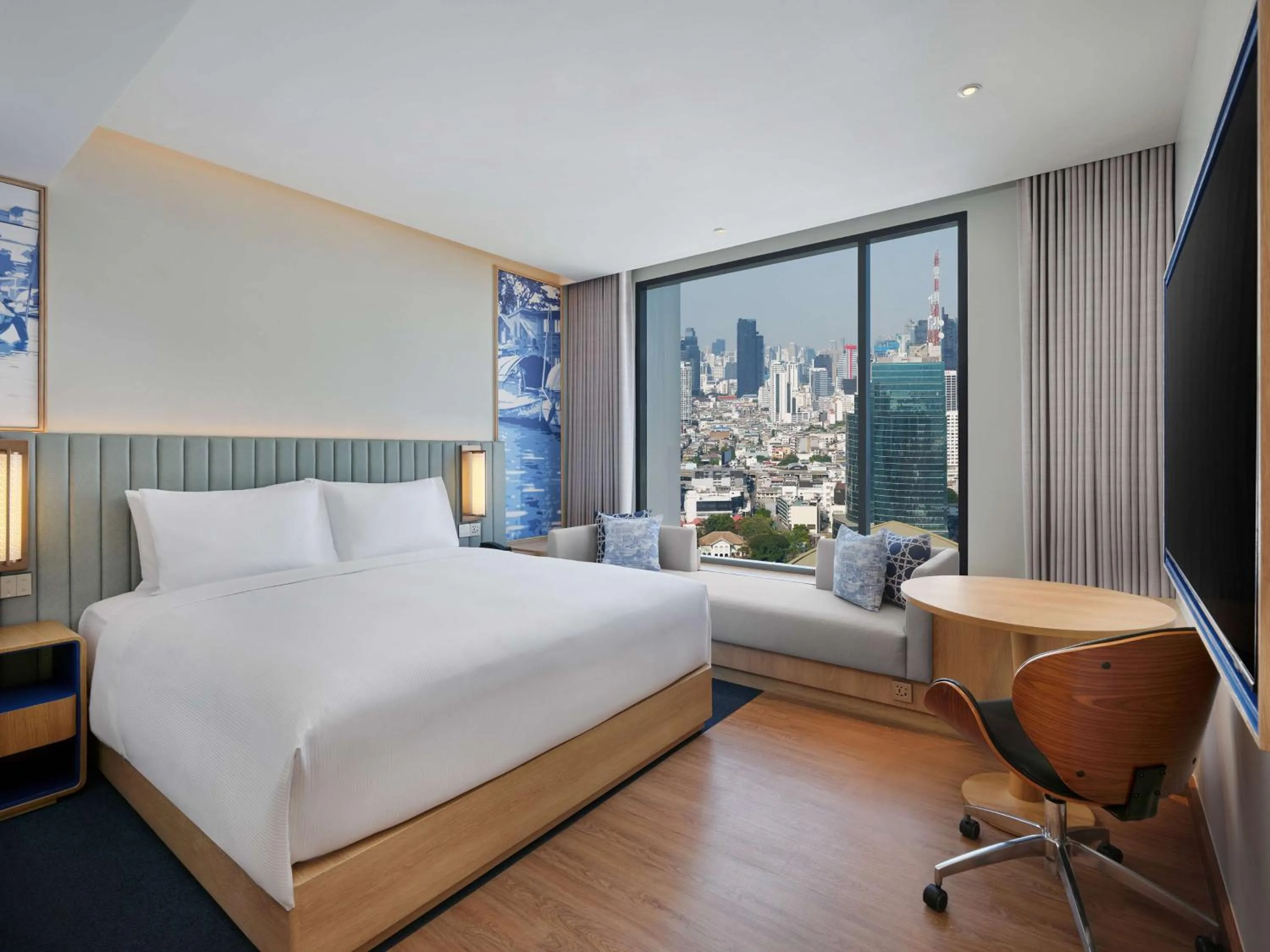 King Guest Room in Hilton Garden Inn Bangkok Riverside