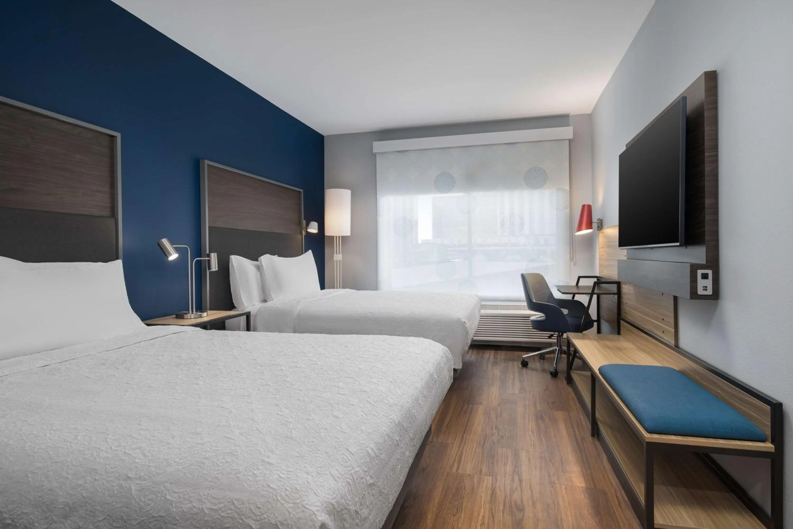 Queen Room with Two Queen Beds - Hearing Access in Tru By Hilton Phoenix Midtown