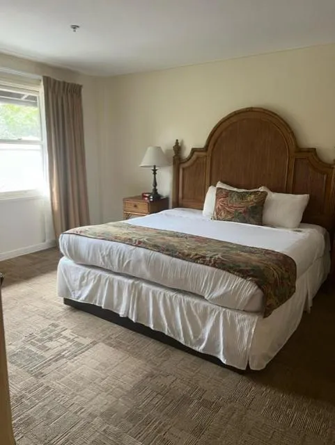 Standard Double Room in Hawaii Volcano House