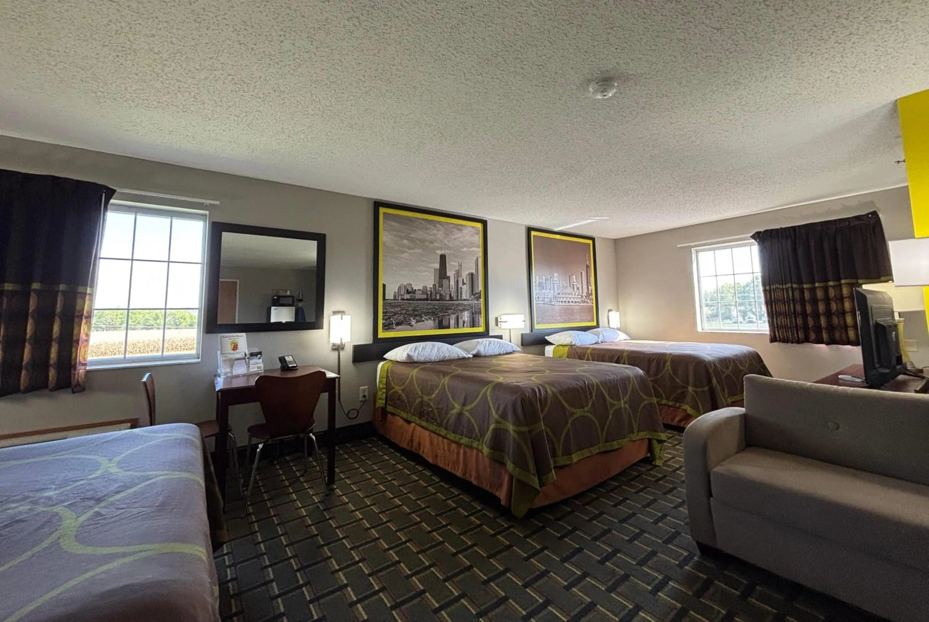Studio Suite with Three Queen Beds - Non-Smoking in Super 8 by Wyndham Mt. Carmel IL