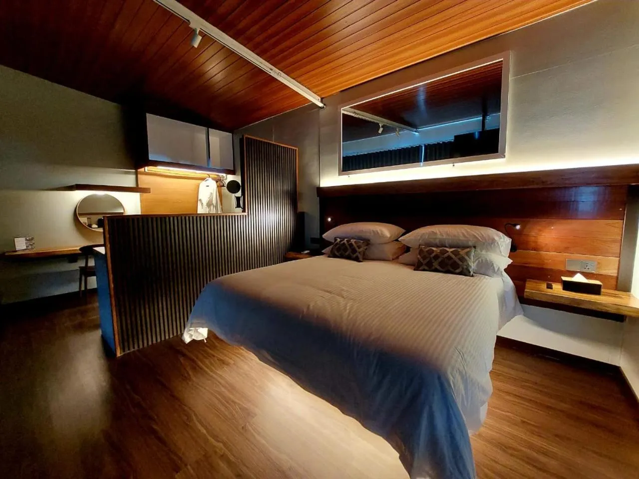 King Room with Pool View in Alunan Resort ALL INCLUSIVE