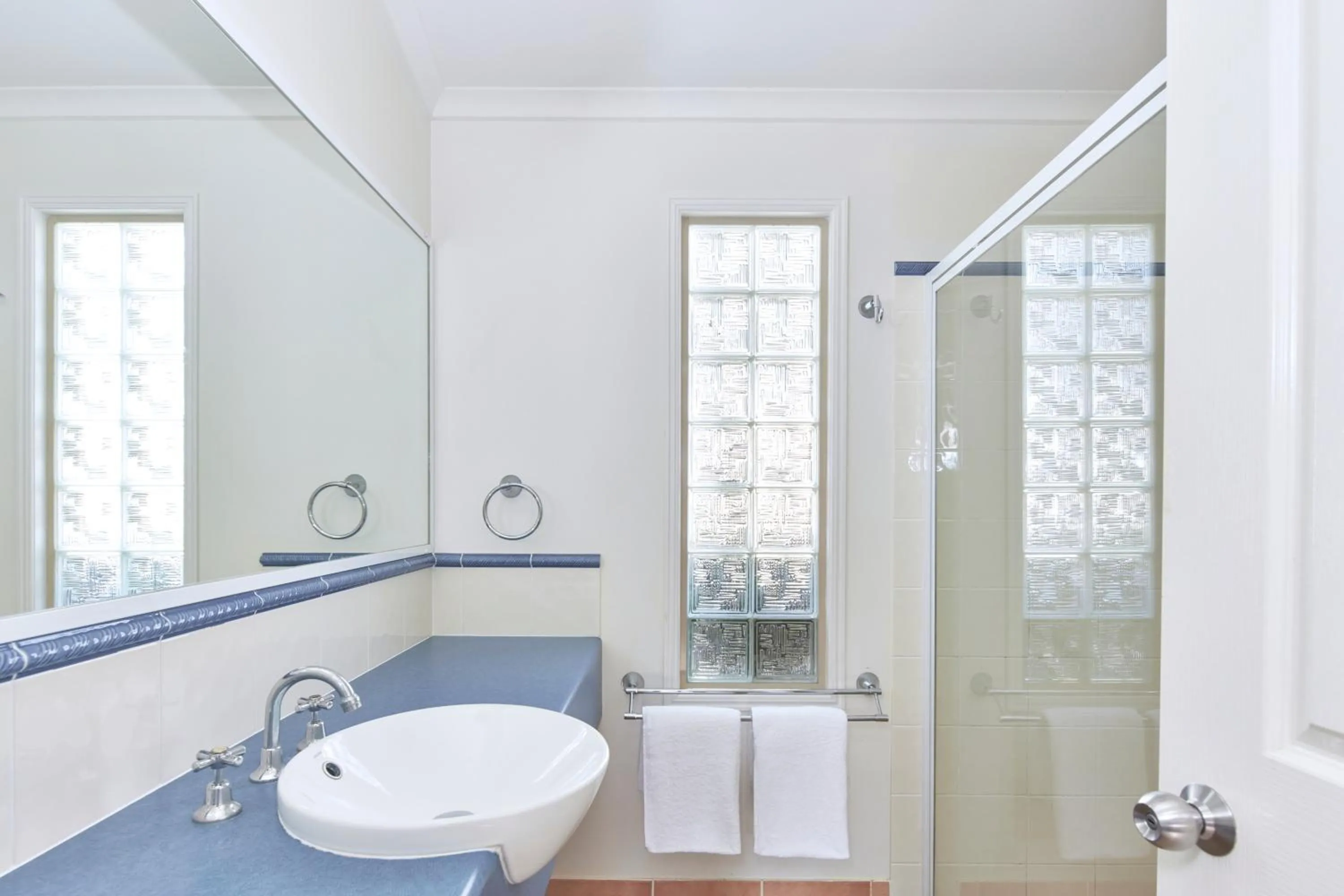 Palm Villa in NRMA Ocean Beach Holiday Resort