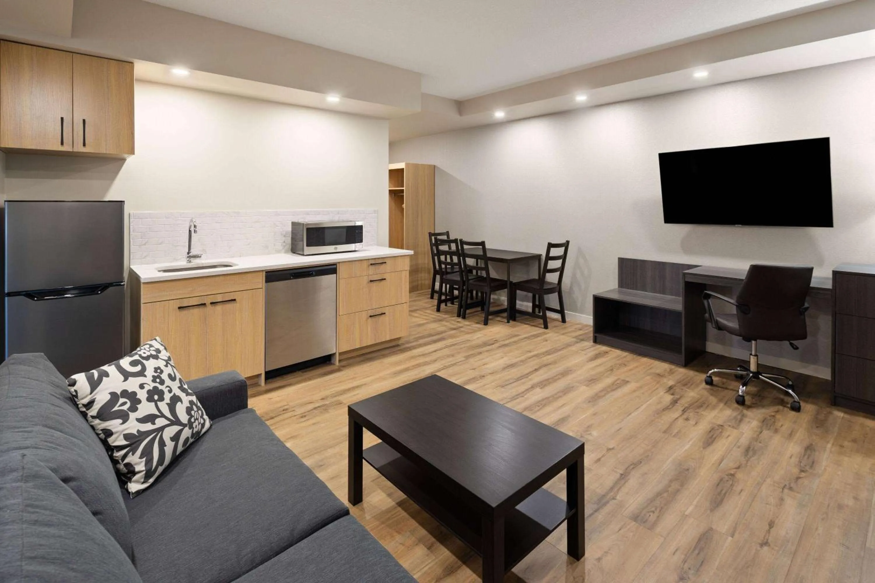 Two-Bedroom Suite with King and Queen Bed - Non-Smoking in Baymont by Wyndham West Edmonton