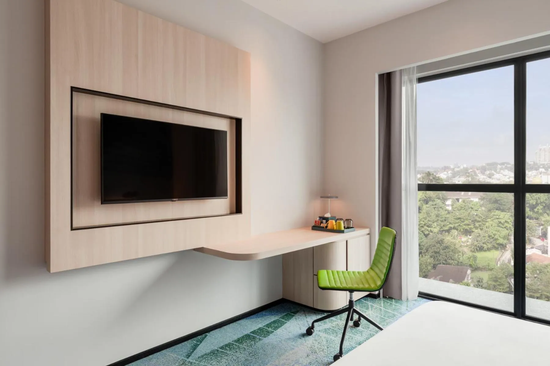 Standard King Room in Holiday Inn Kuala Lumpur Bangsar by IHG