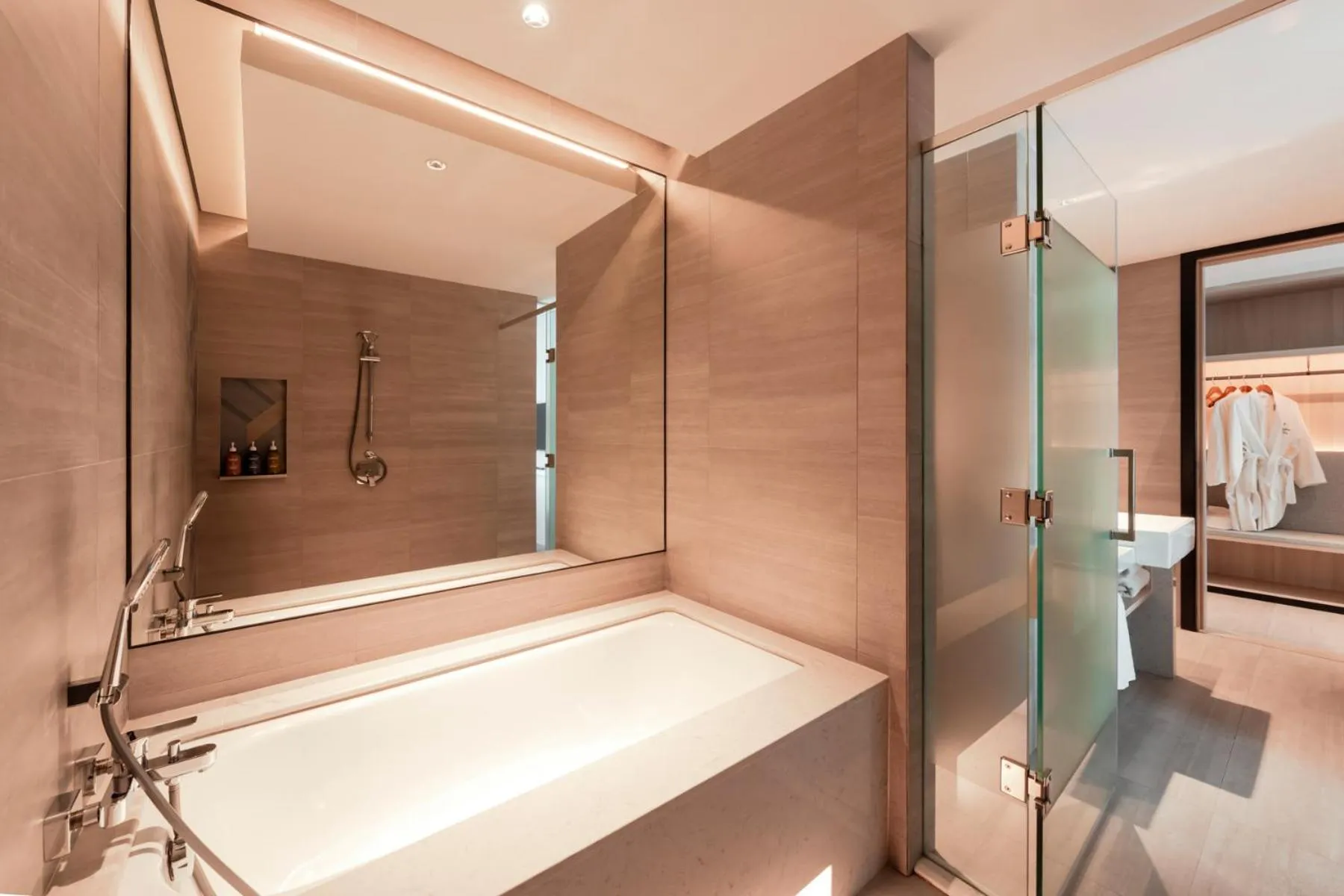 King Suite in Holiday Inn Kuala Lumpur Bangsar by IHG