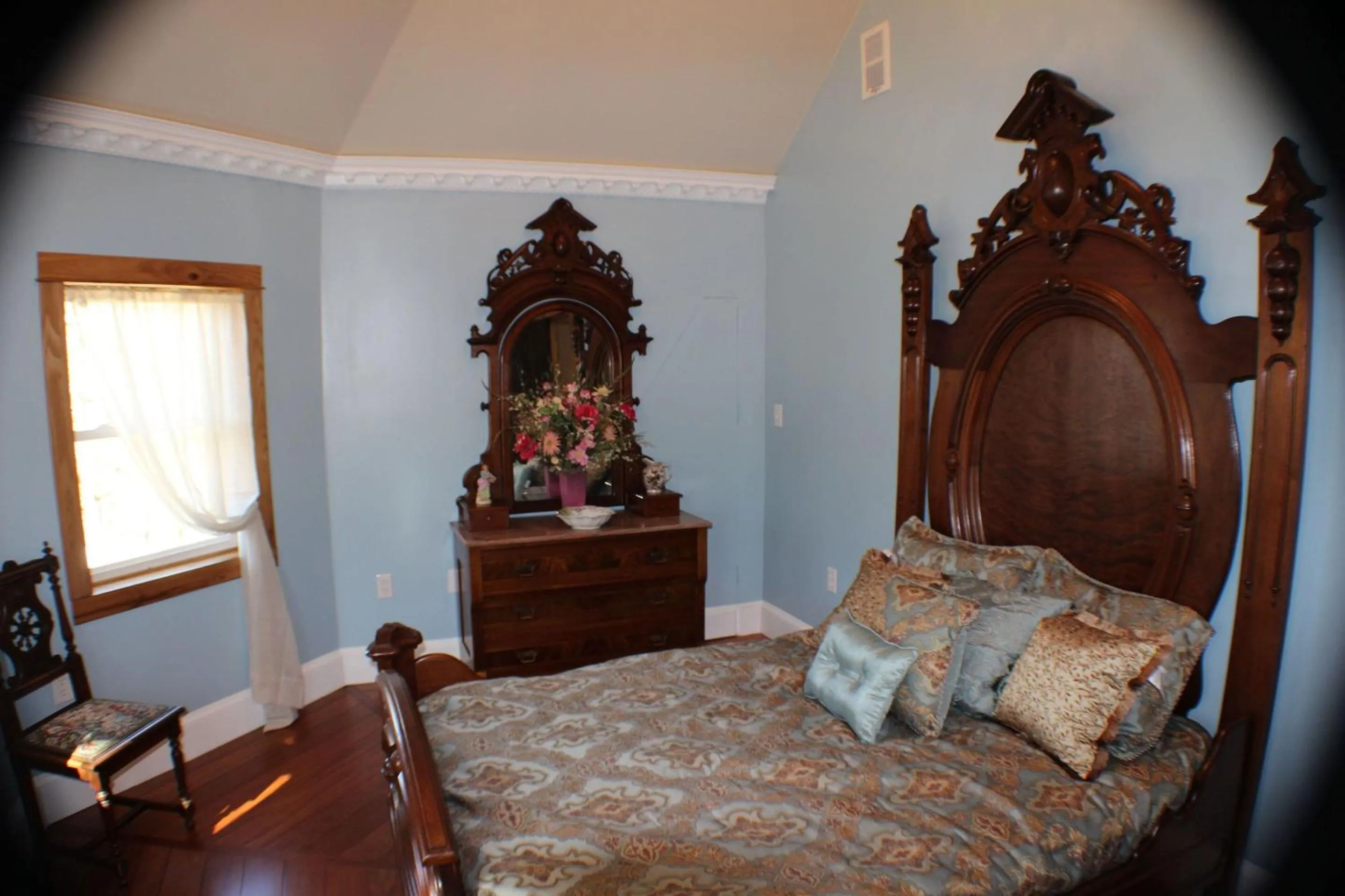 Standard Double Room with Shared Bathroom in Millsap-Baker Estate