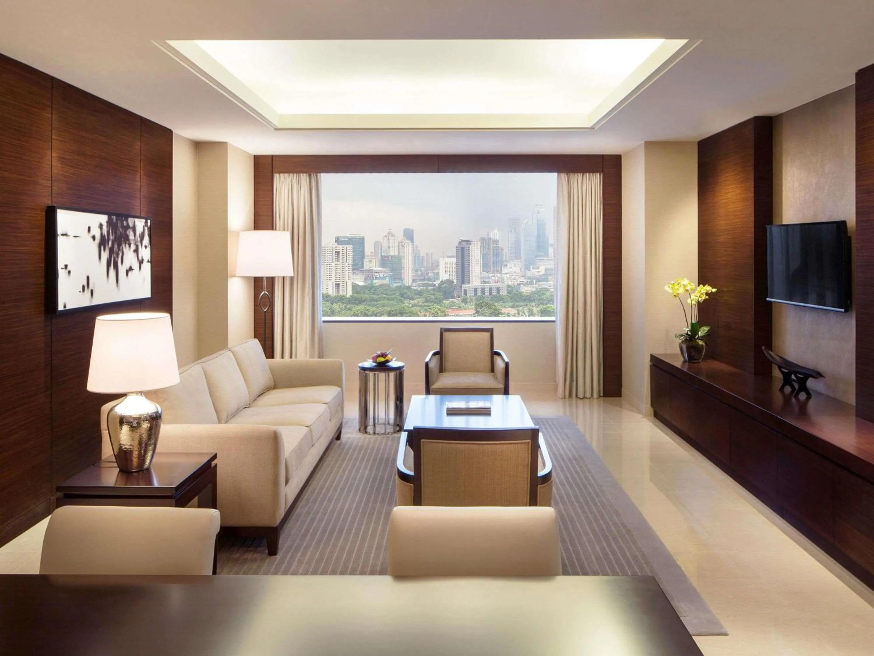 Fairmont Gold Suite - Smoking in Fairmont Jakarta