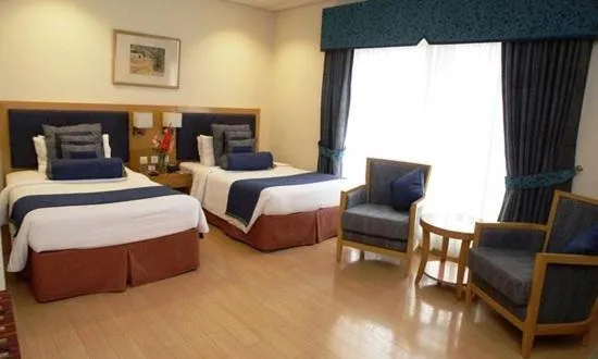 Deluxe Twin Room in Park Lane Hotel