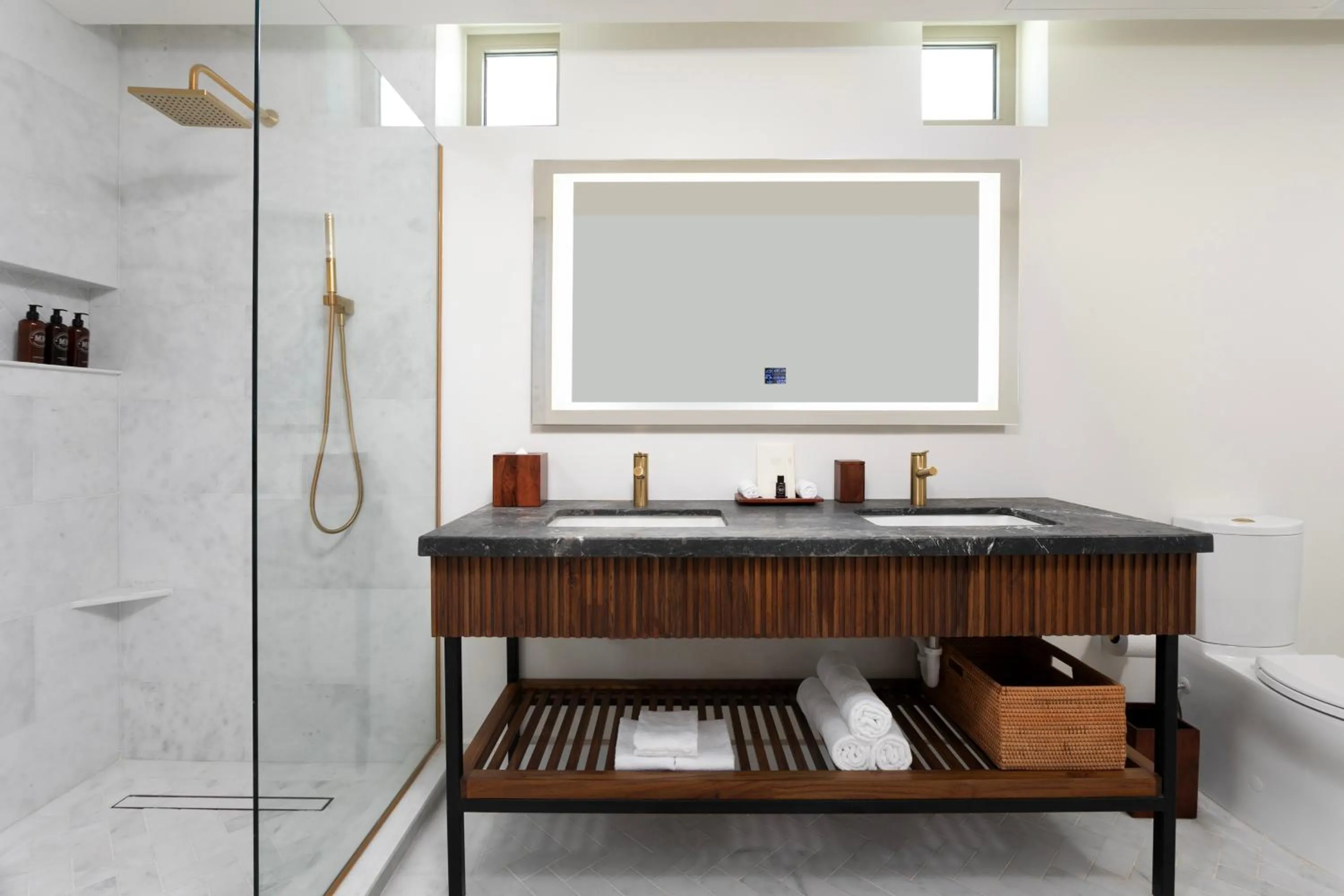 Standard Suite in Alma San Juan