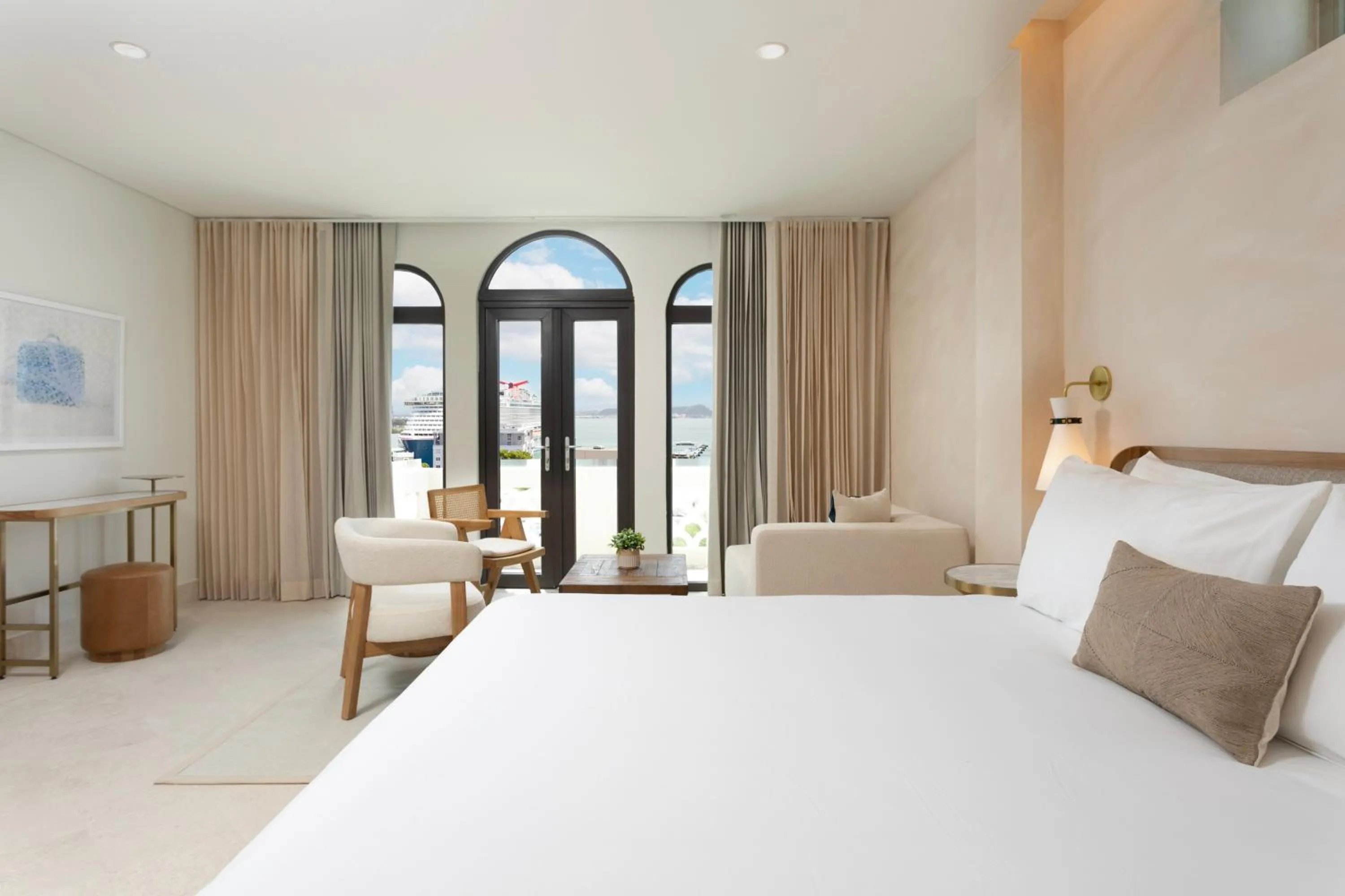 Suite with Balcony in Alma San Juan