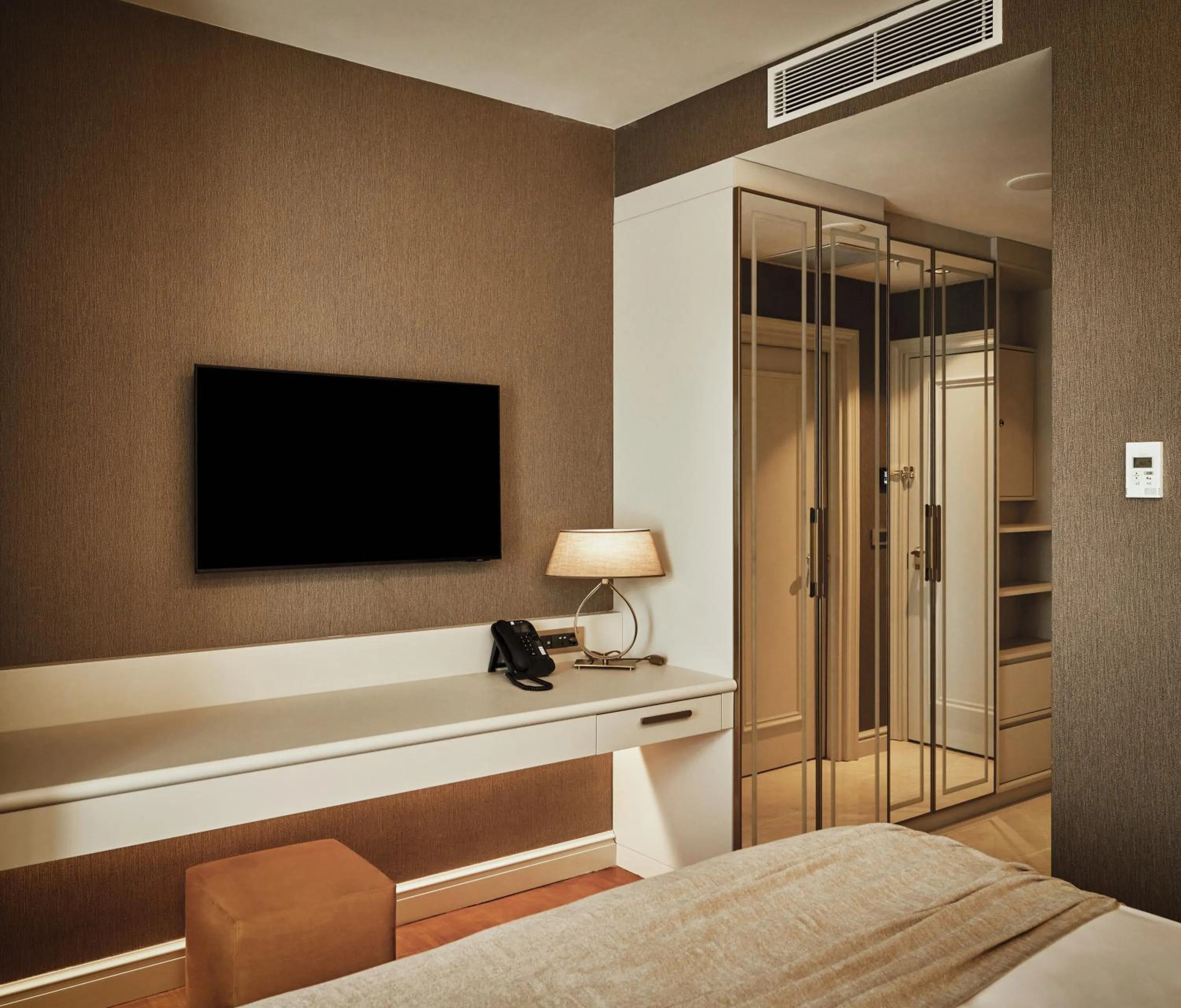 Superior Double Room in The Hotels, Galata