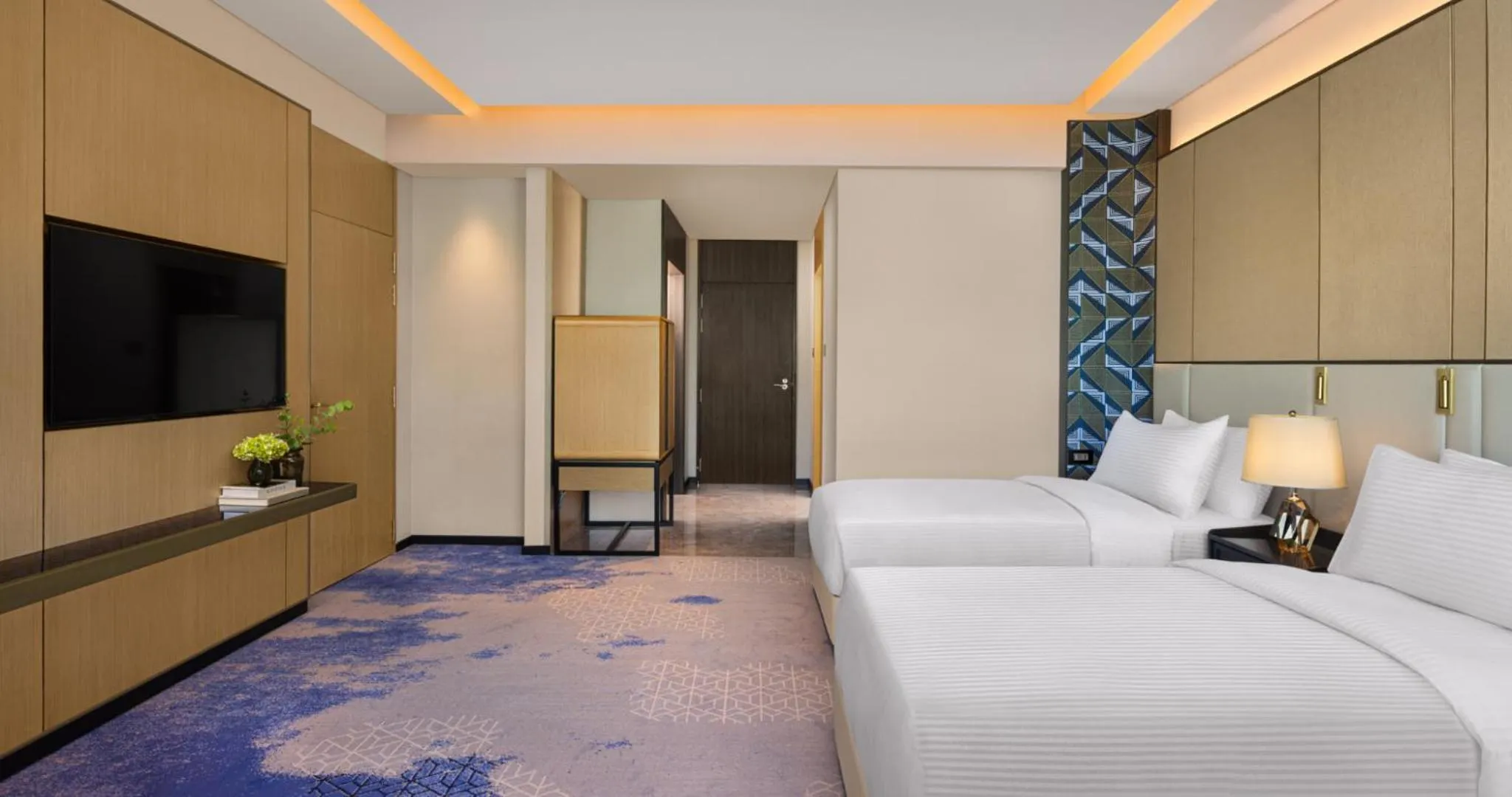 Club Deluxe City View Twin in Amari Colombo, Sri Lanka