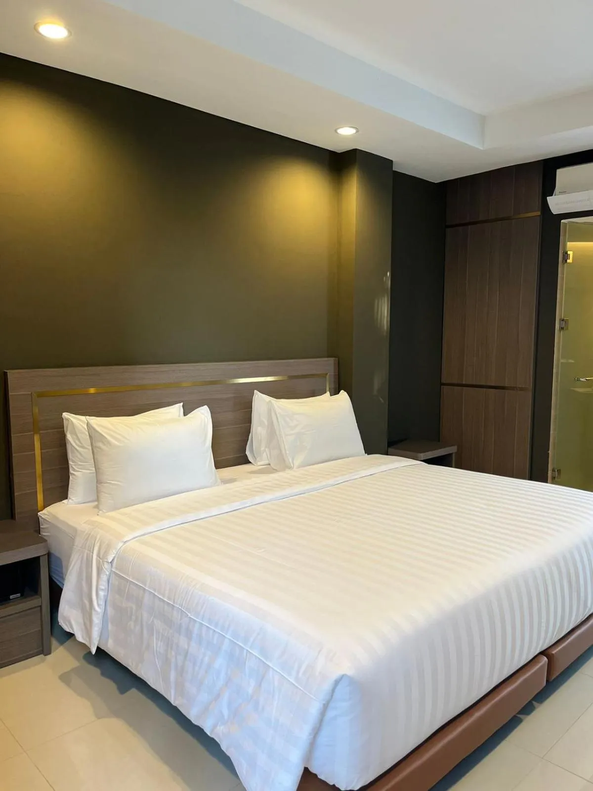 Deluxe Double Room in IB23 Inn Boutique Hotel