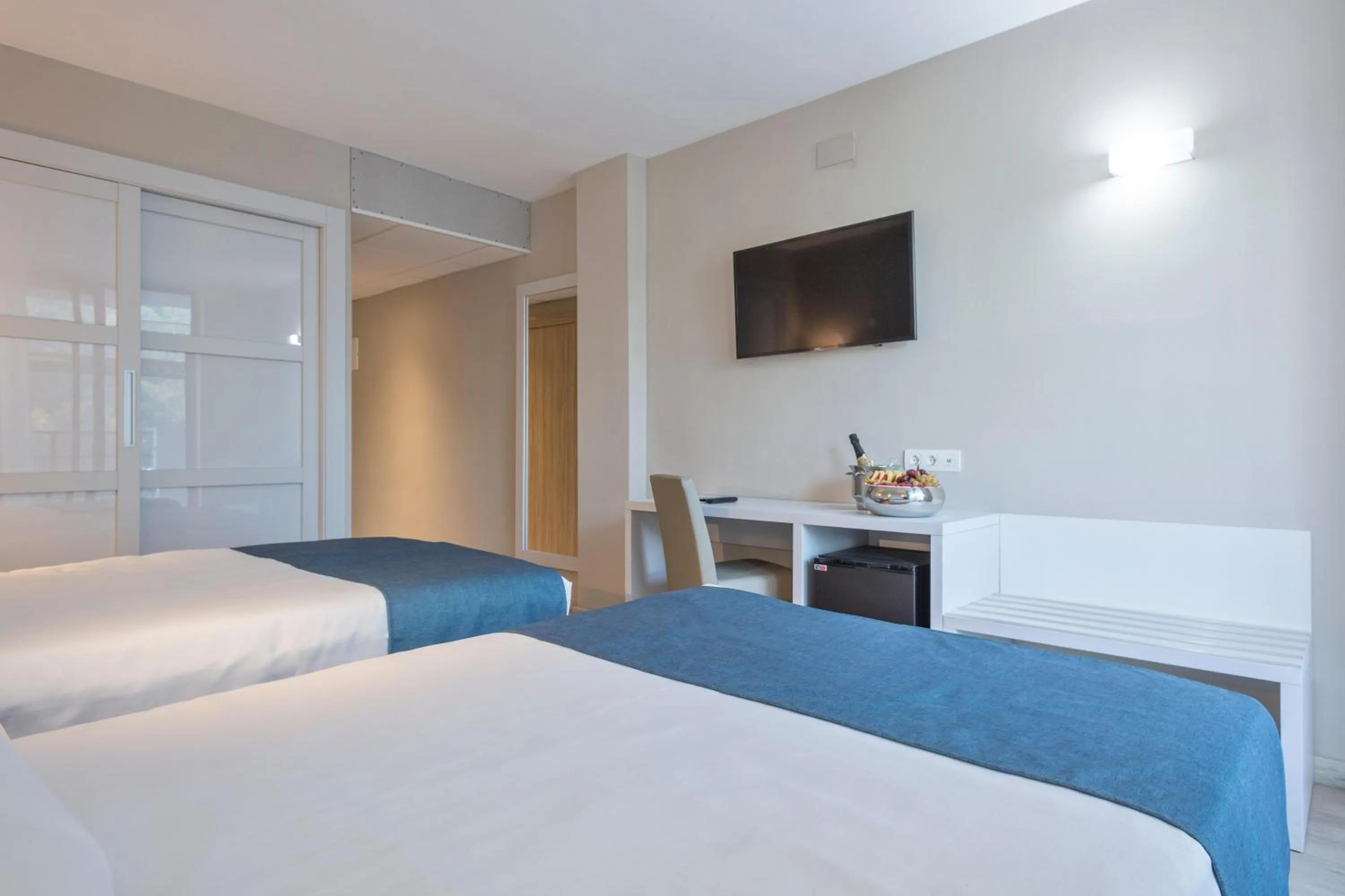 Standard Double Room (2 Adults) in Hotel Best Sol D´Or