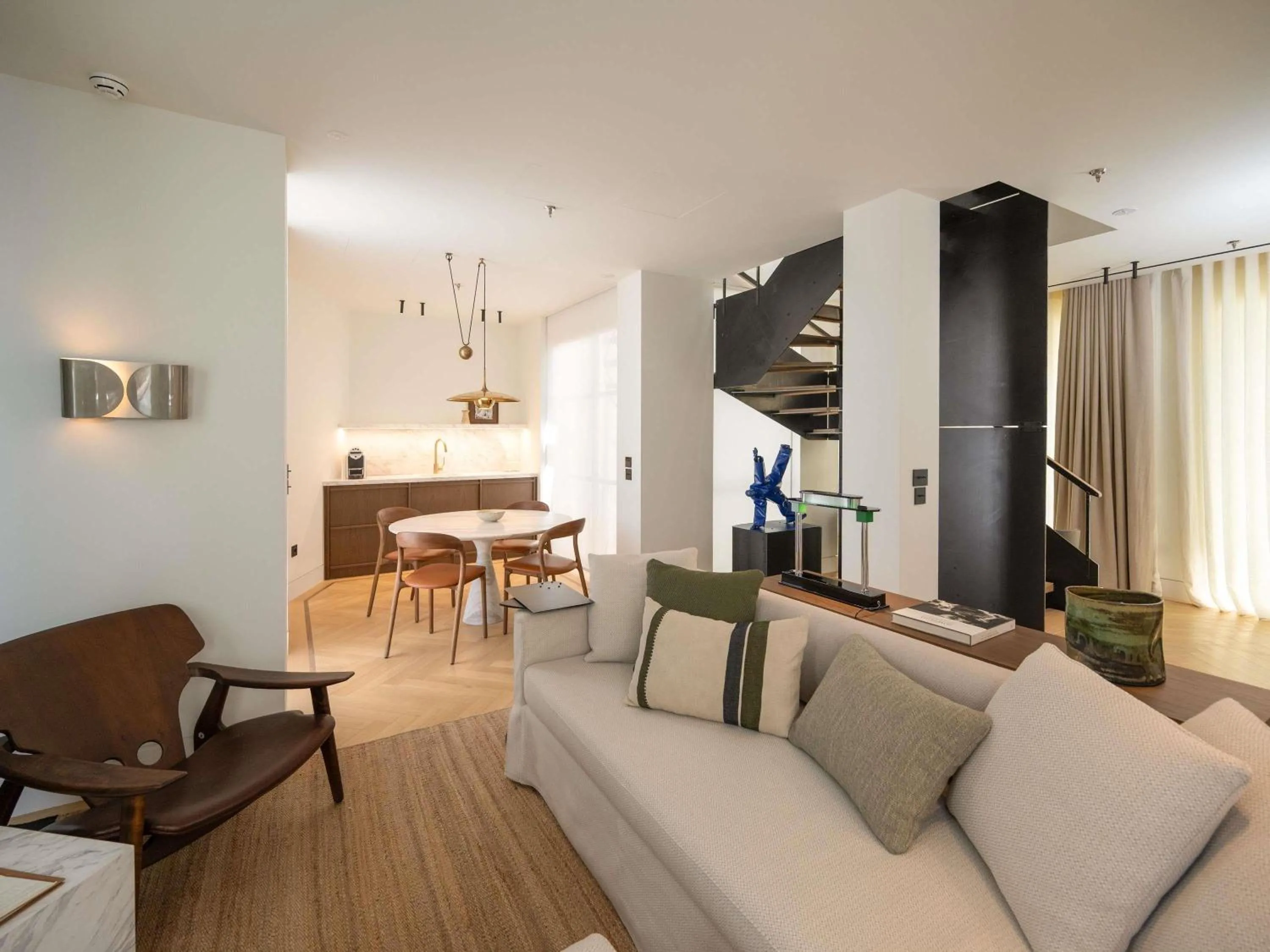 Executive Duplex King Suite with Queen Bed in Athens Capital Suites-MGallery Collection