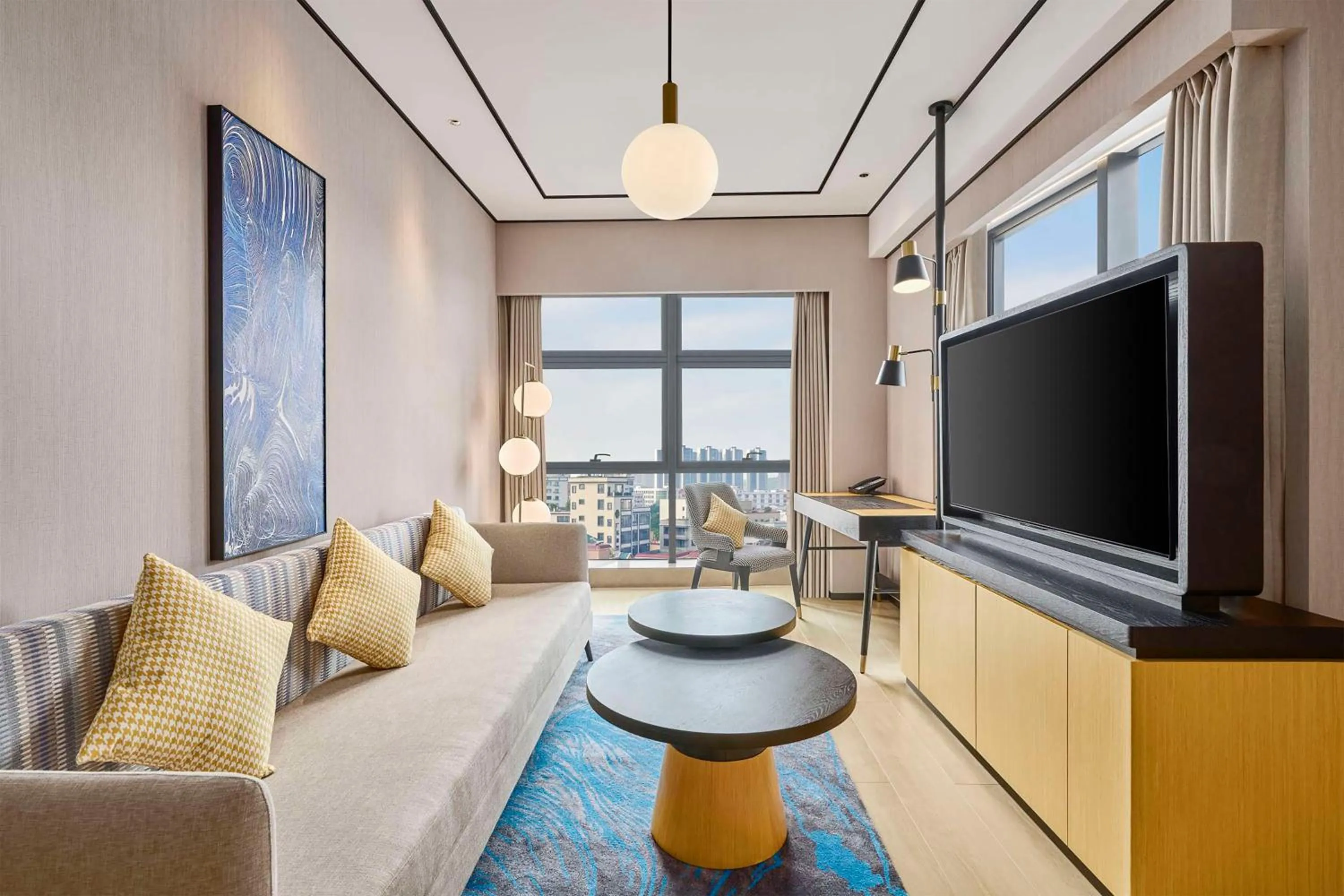 Deluxe King Suite in Hilton Garden Inn Foshan Lishui-Free Shuttle Bus for Canton Fair