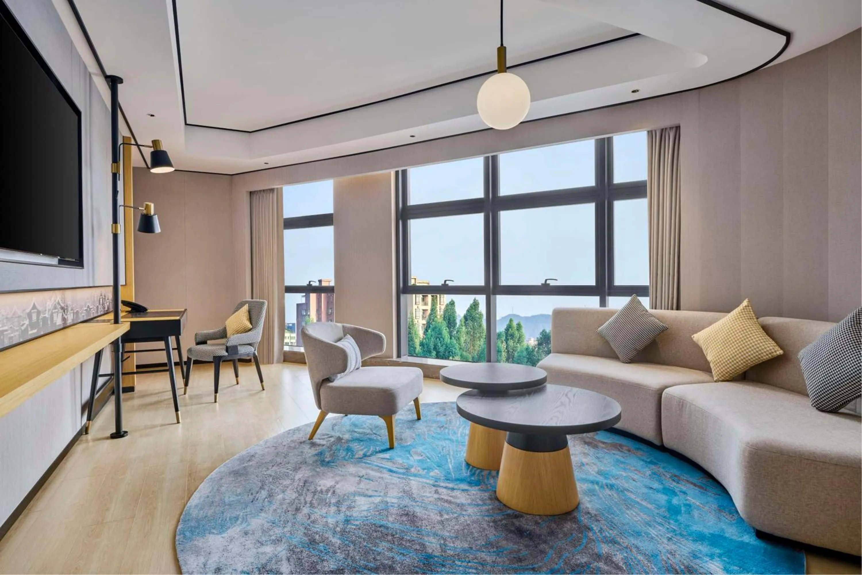 Premium King Suite in Hilton Garden Inn Foshan Lishui-Free Shuttle Bus for Canton Fair