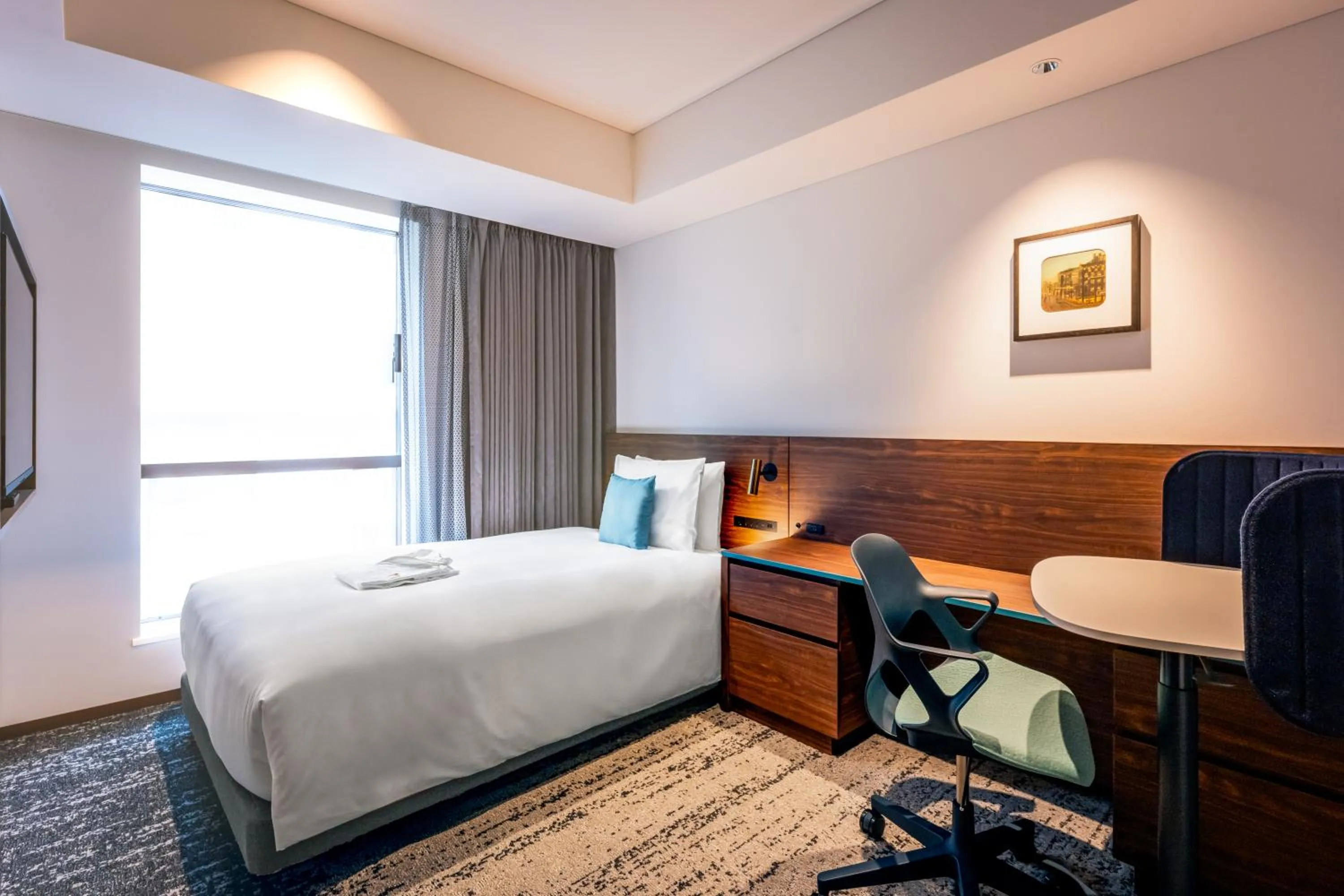 Standard Single Room - Non-Smoking in The Gate Hotel Yokohama by Hulic